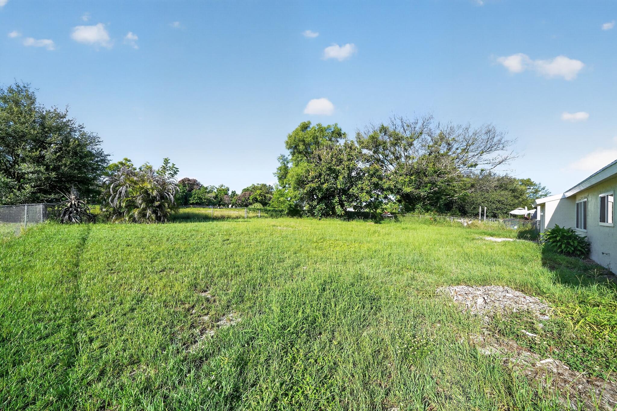 230 Sw Cherryhill Road Property Photo 35