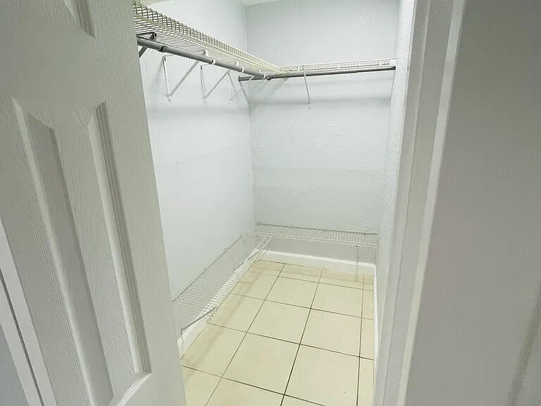 890 Nw 45 Avenue 32 Property Photo 9