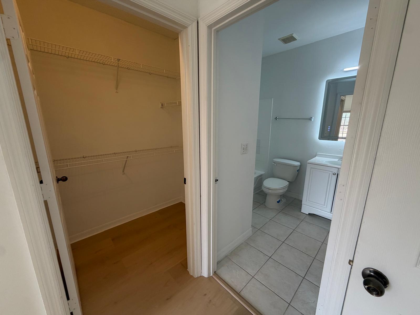 10336 Fox Trail Road S 1304 Property Photo 12