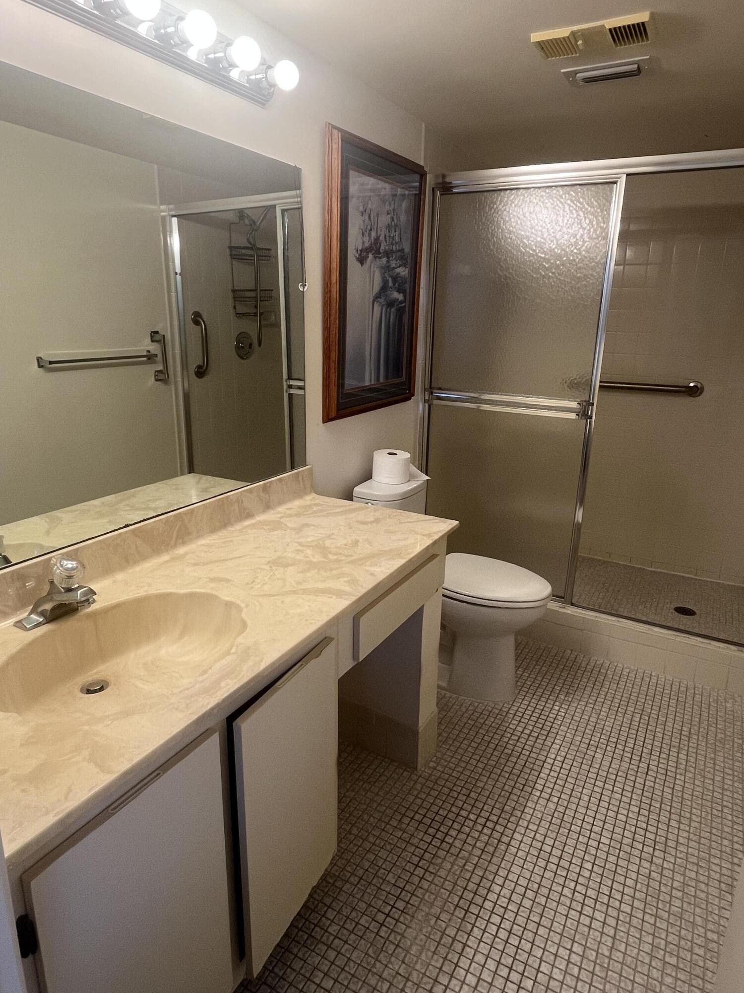 7006 Huntington Lane #302 Property Photo 13