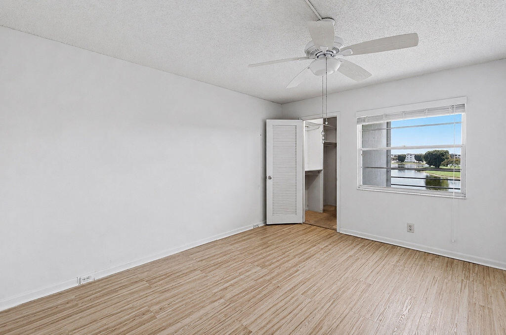 3026 Rexford B Property Photo 12