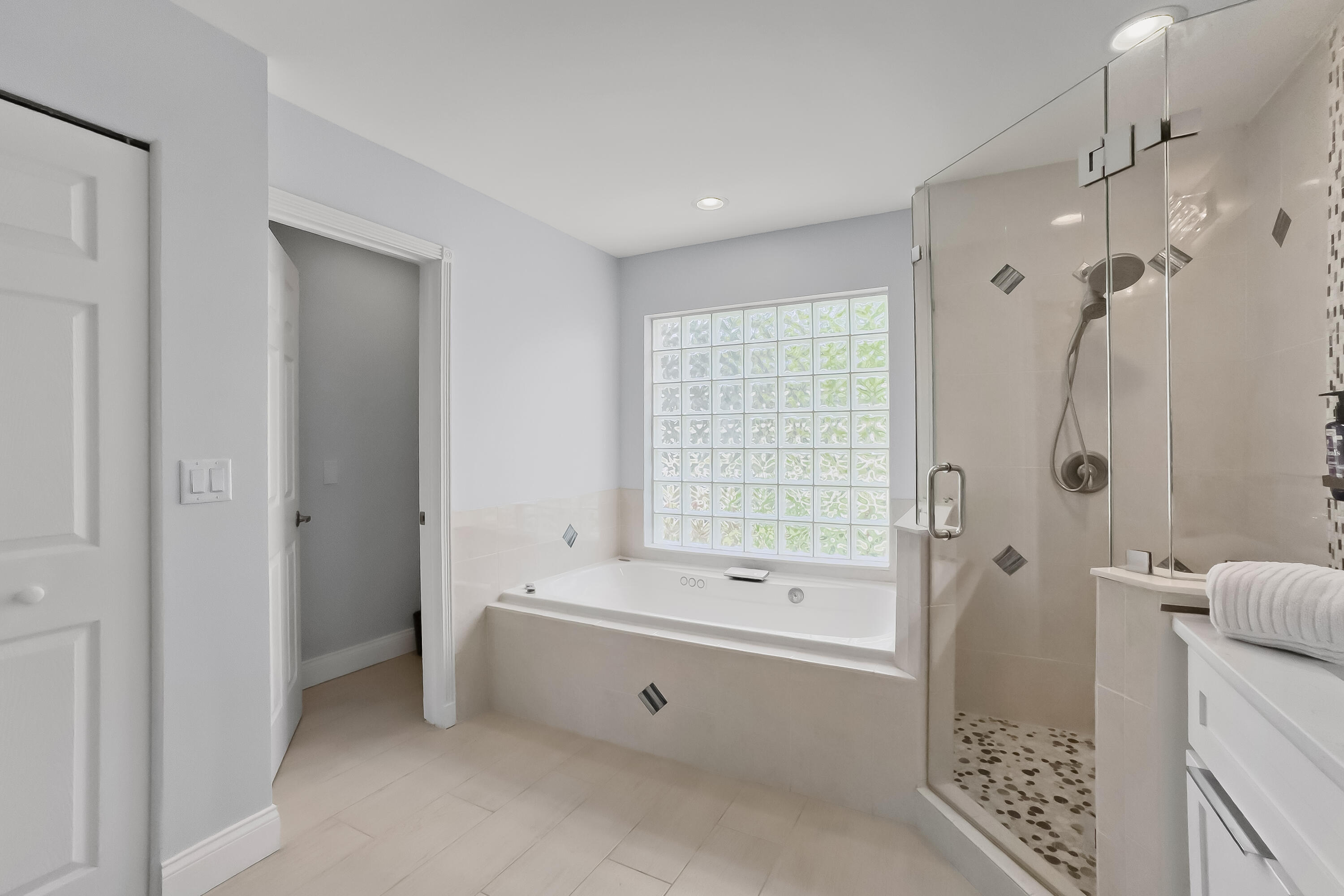 15622 Cypress Park Drive Property Photo 33