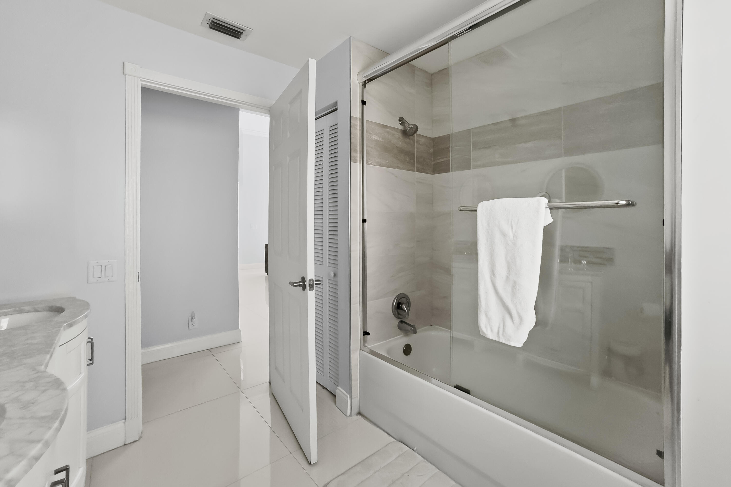 15622 Cypress Park Drive Property Photo 38