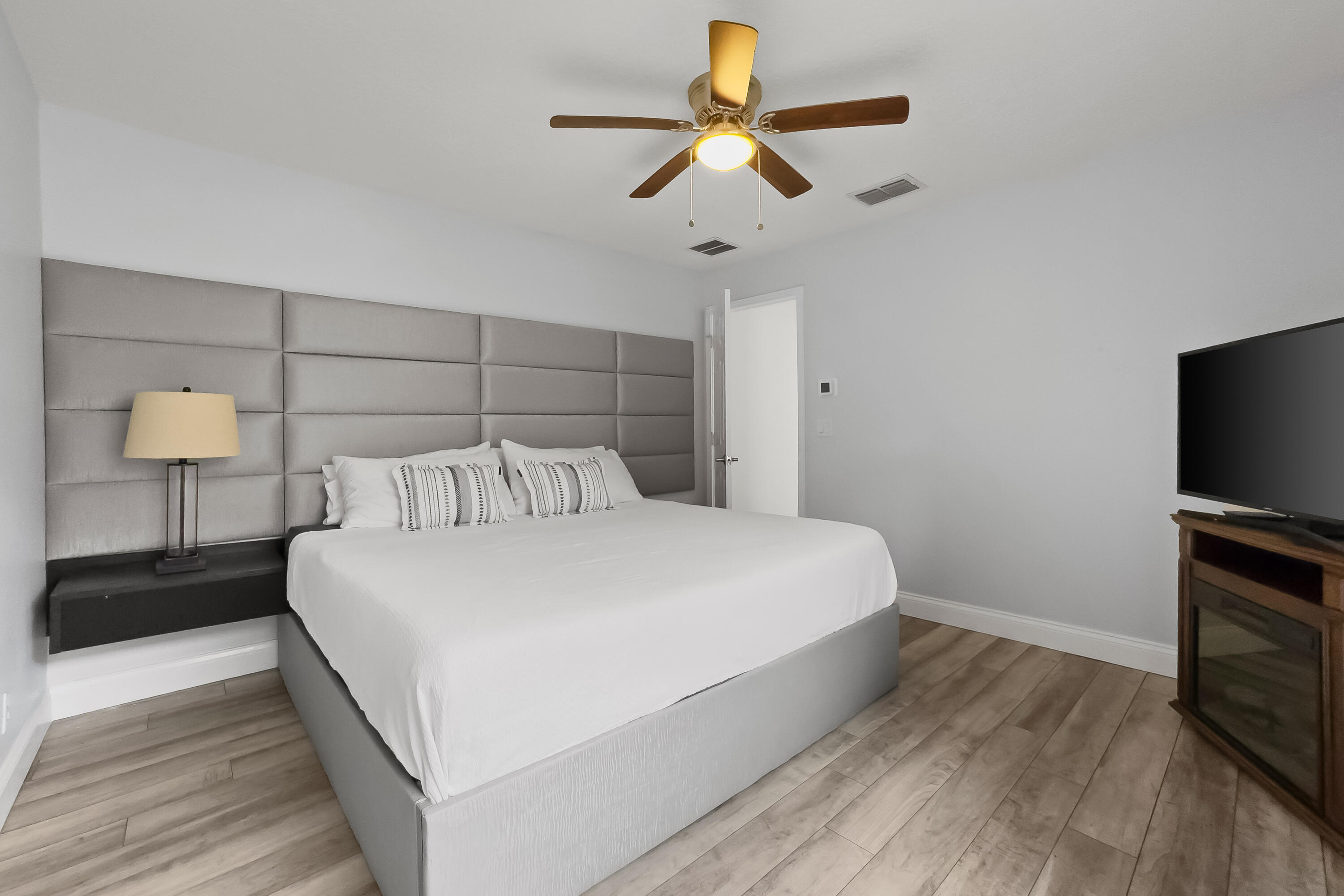 15622 Cypress Park Drive Property Photo 41