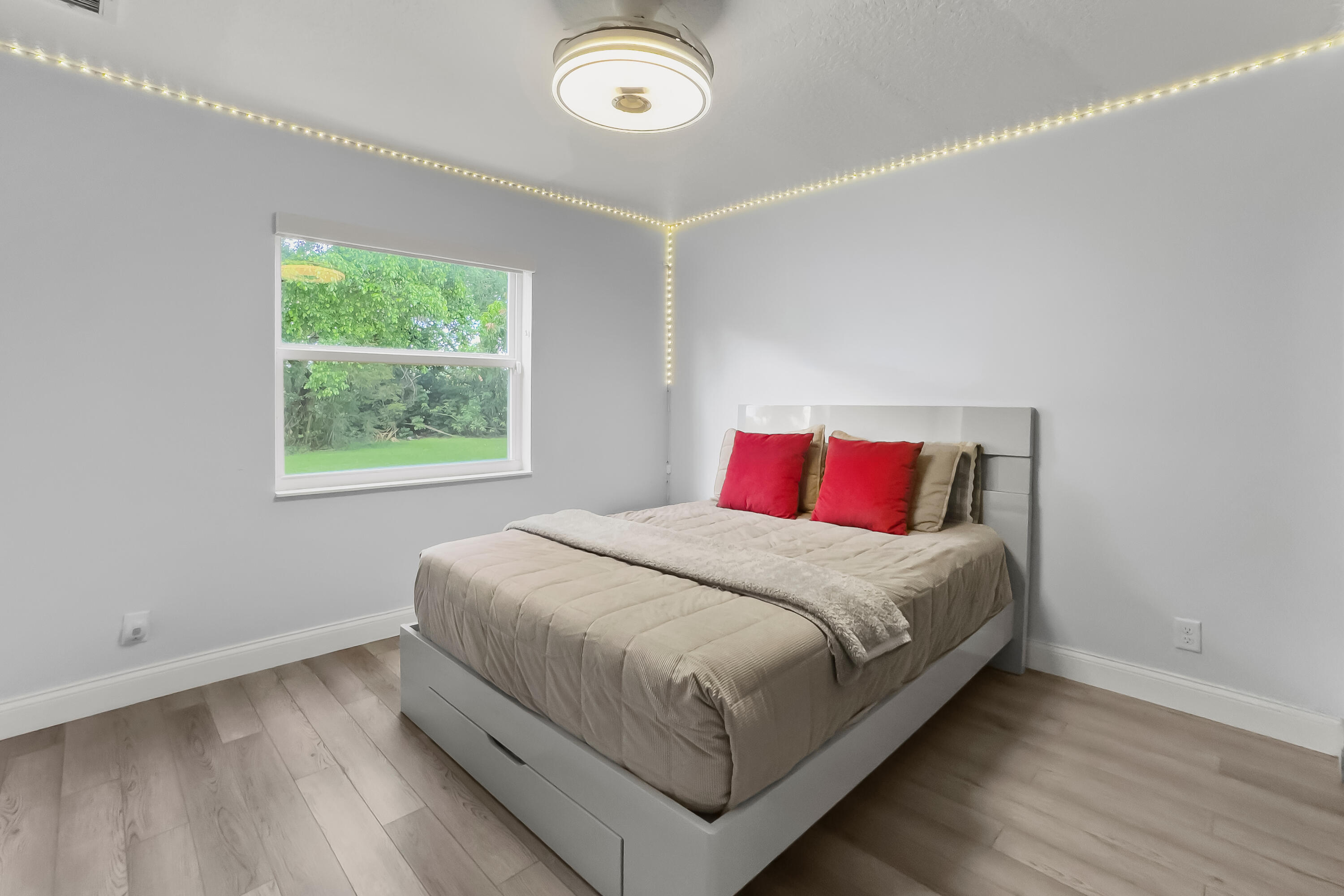 15622 Cypress Park Drive Property Photo 42
