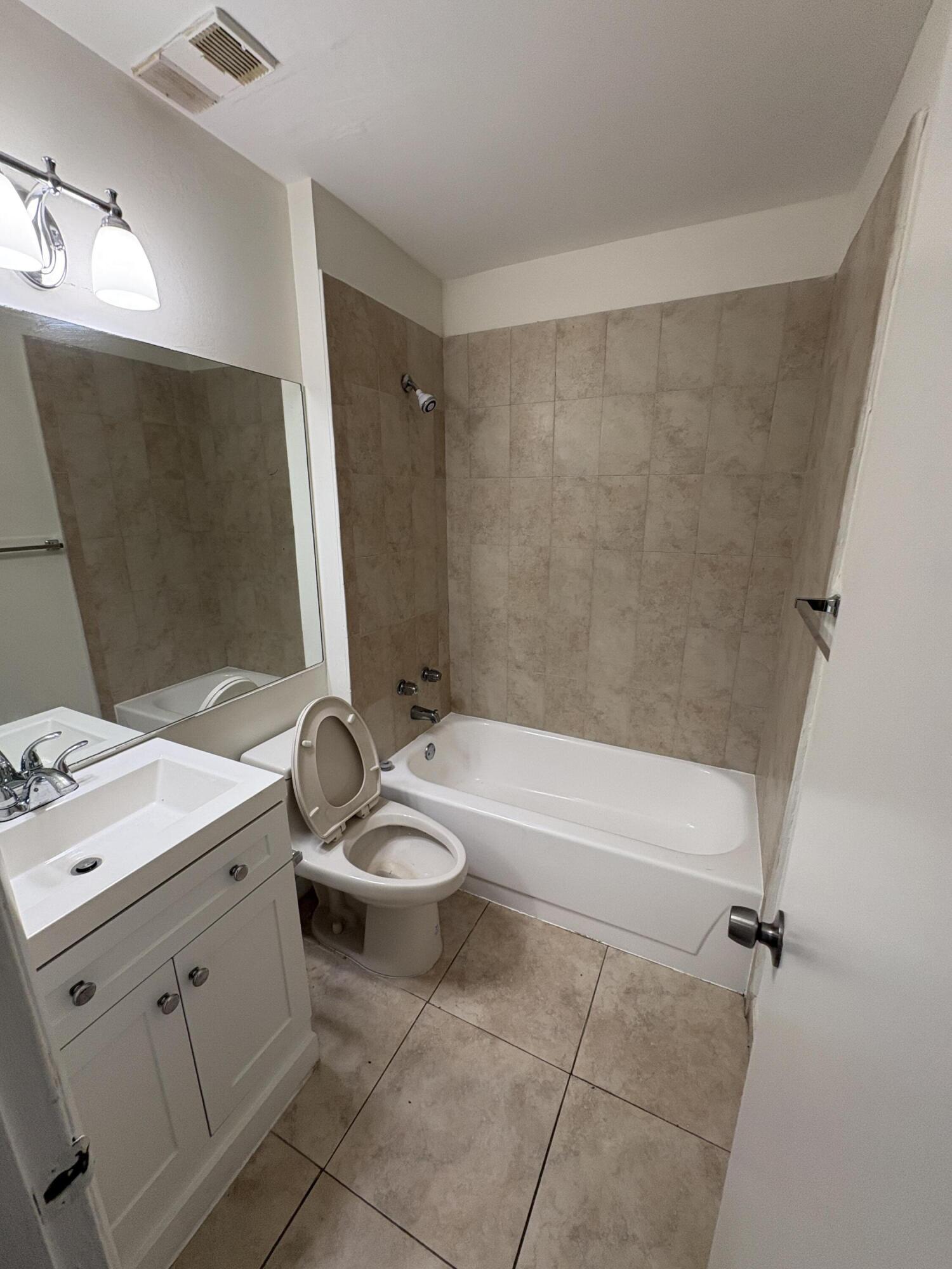 640 Cypress Club Way B12 Property Photo 9