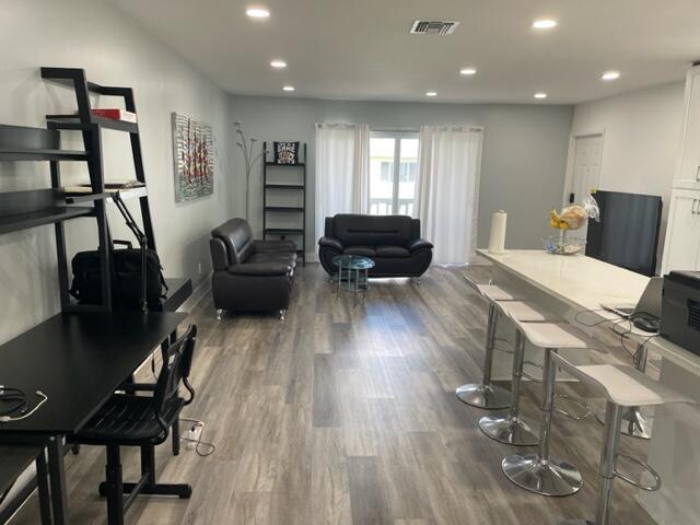 90 S Blvd Boulevard 2b Property Photo 3
