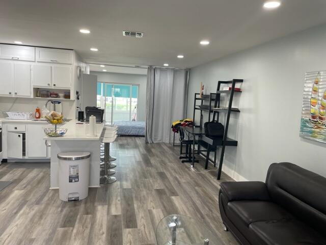 90 S Blvd Boulevard 2b Property Photo 4