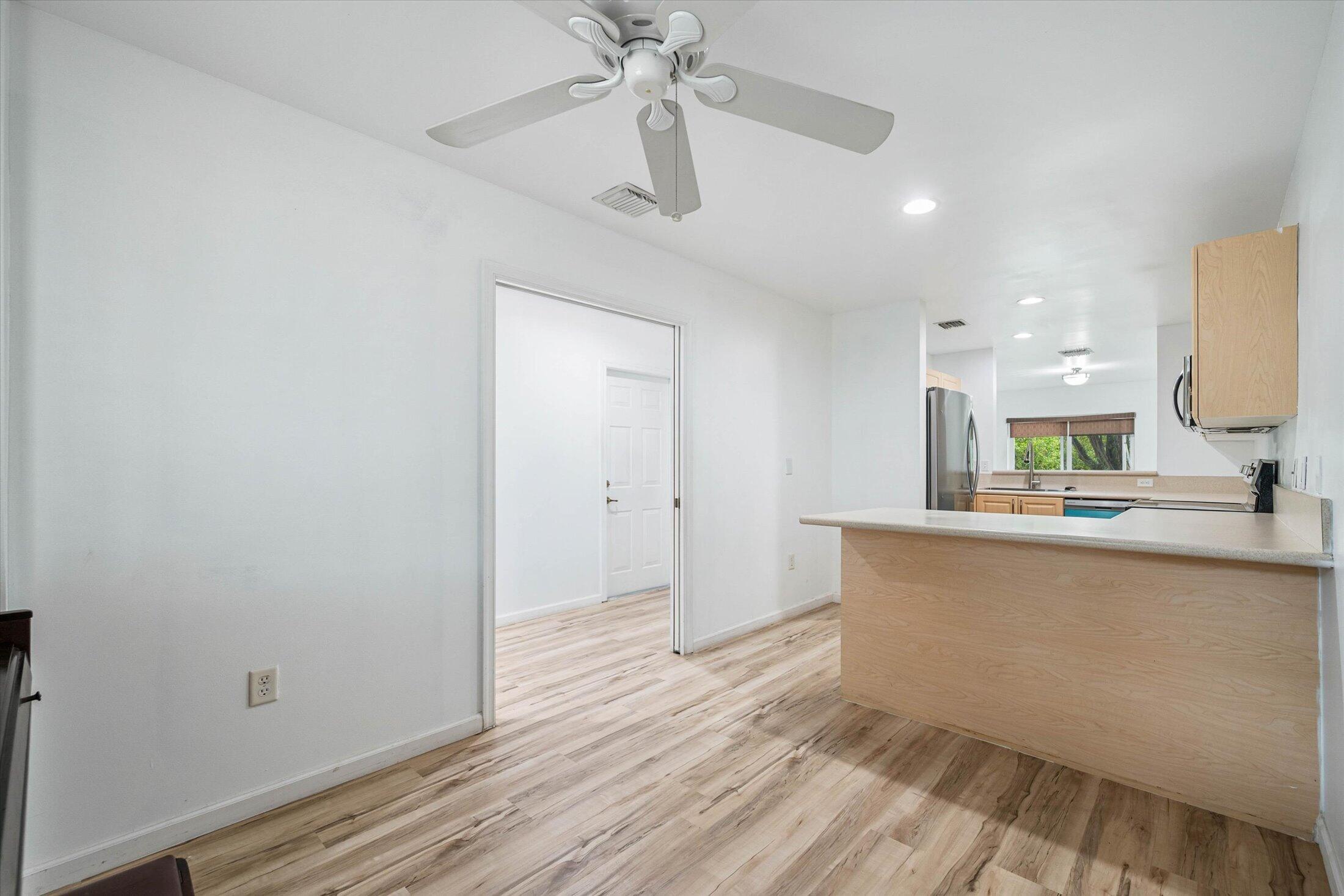 2030 Nw 99th Way Property Photo 10