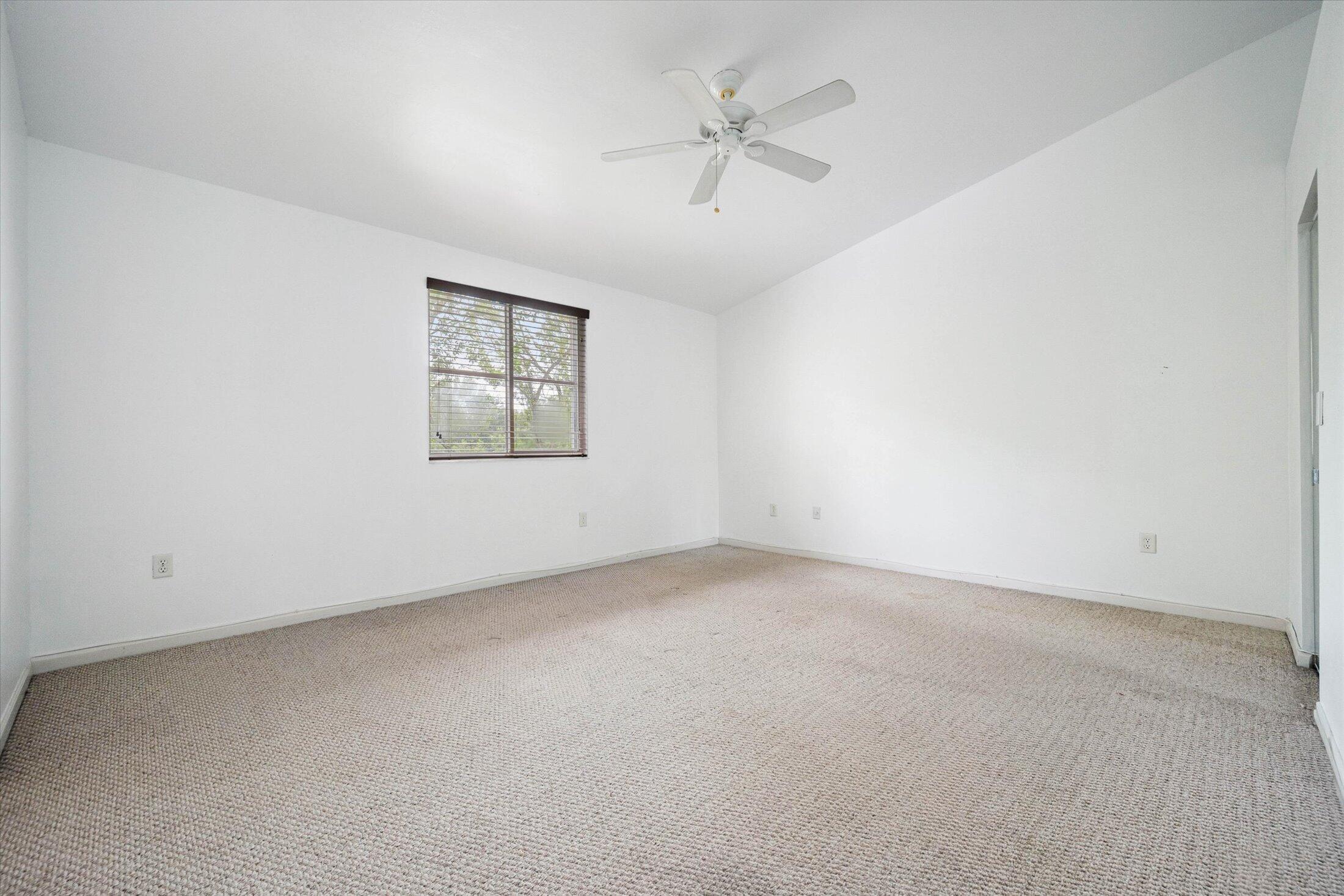 2030 Nw 99th Way Property Photo 21