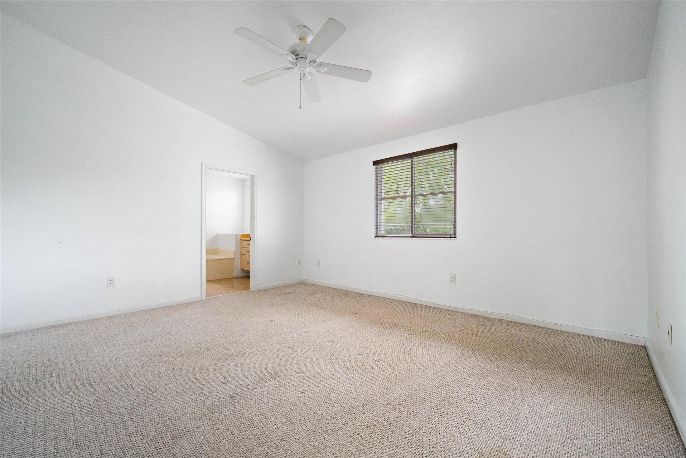 2030 Nw 99th Way Property Photo 23