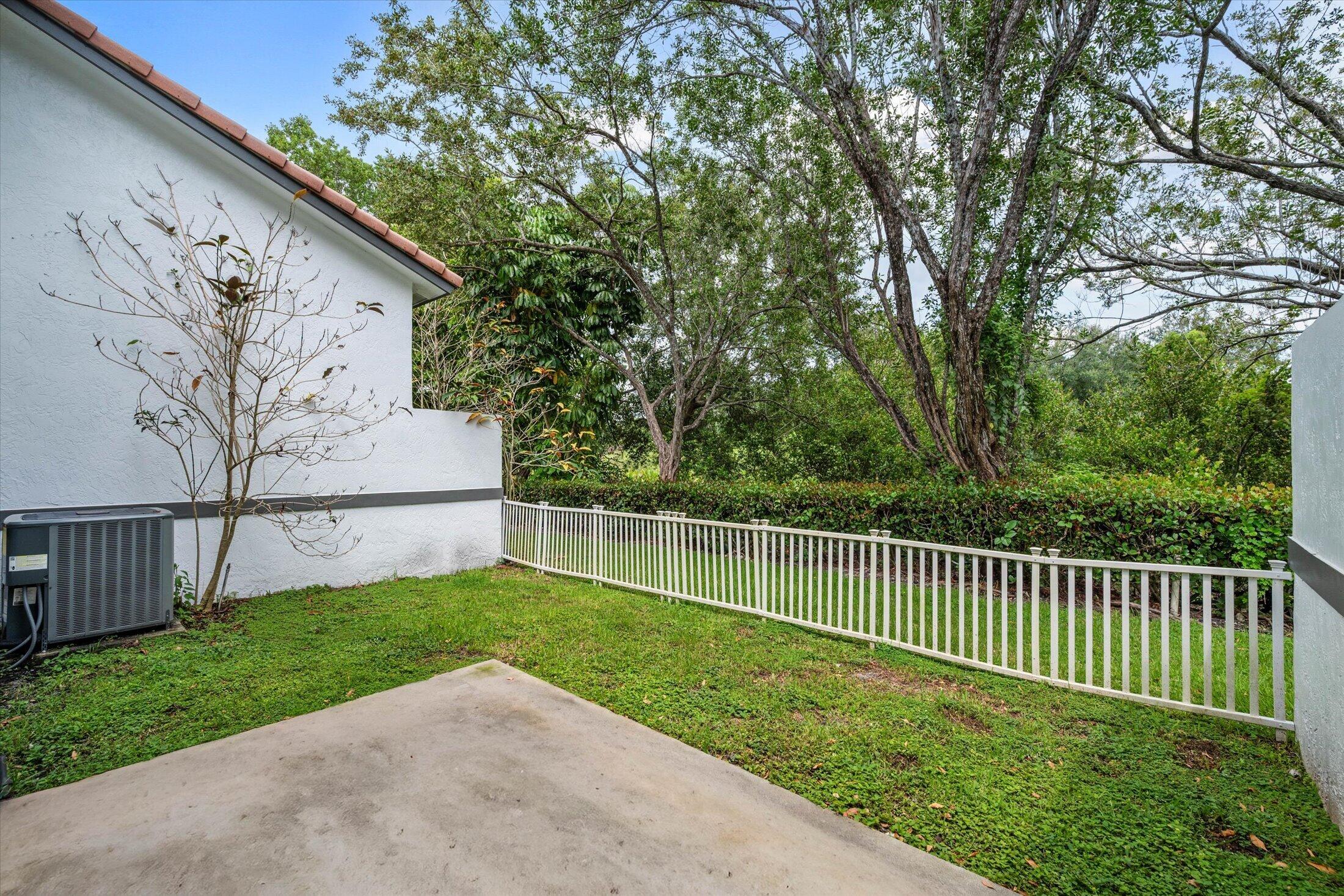 2030 Nw 99th Way Property Photo 35