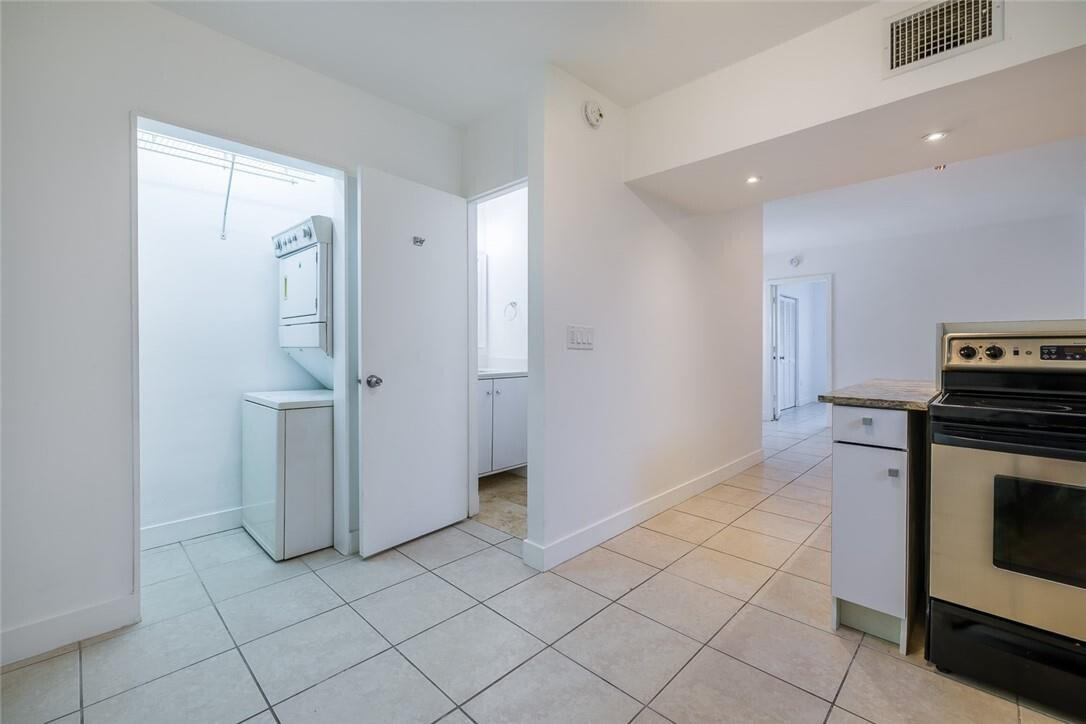 20 Ne 169th Street 1-2 Property Photo 26