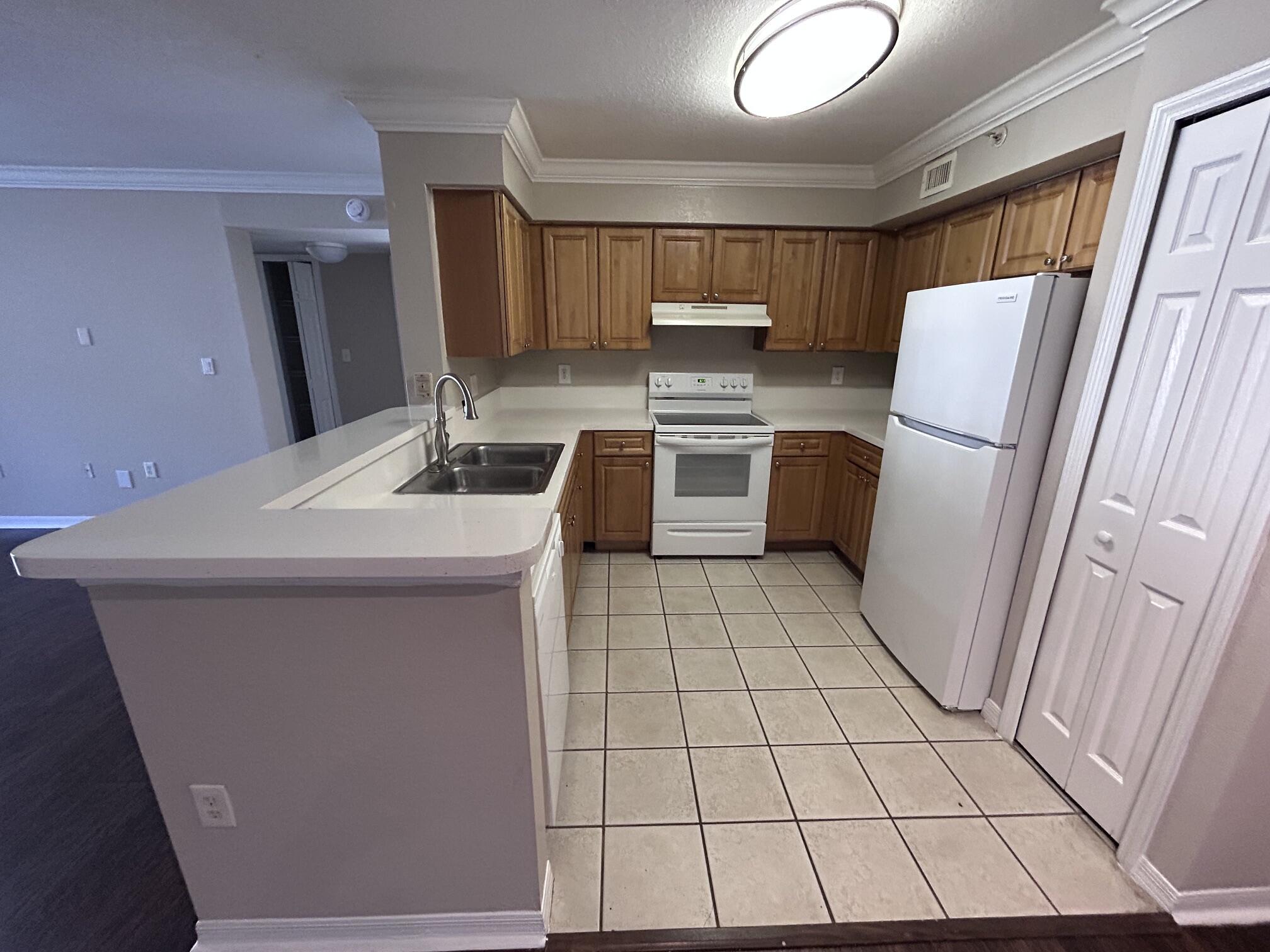 15155 Michelangelo Boulevard 108 Property Photo 3
