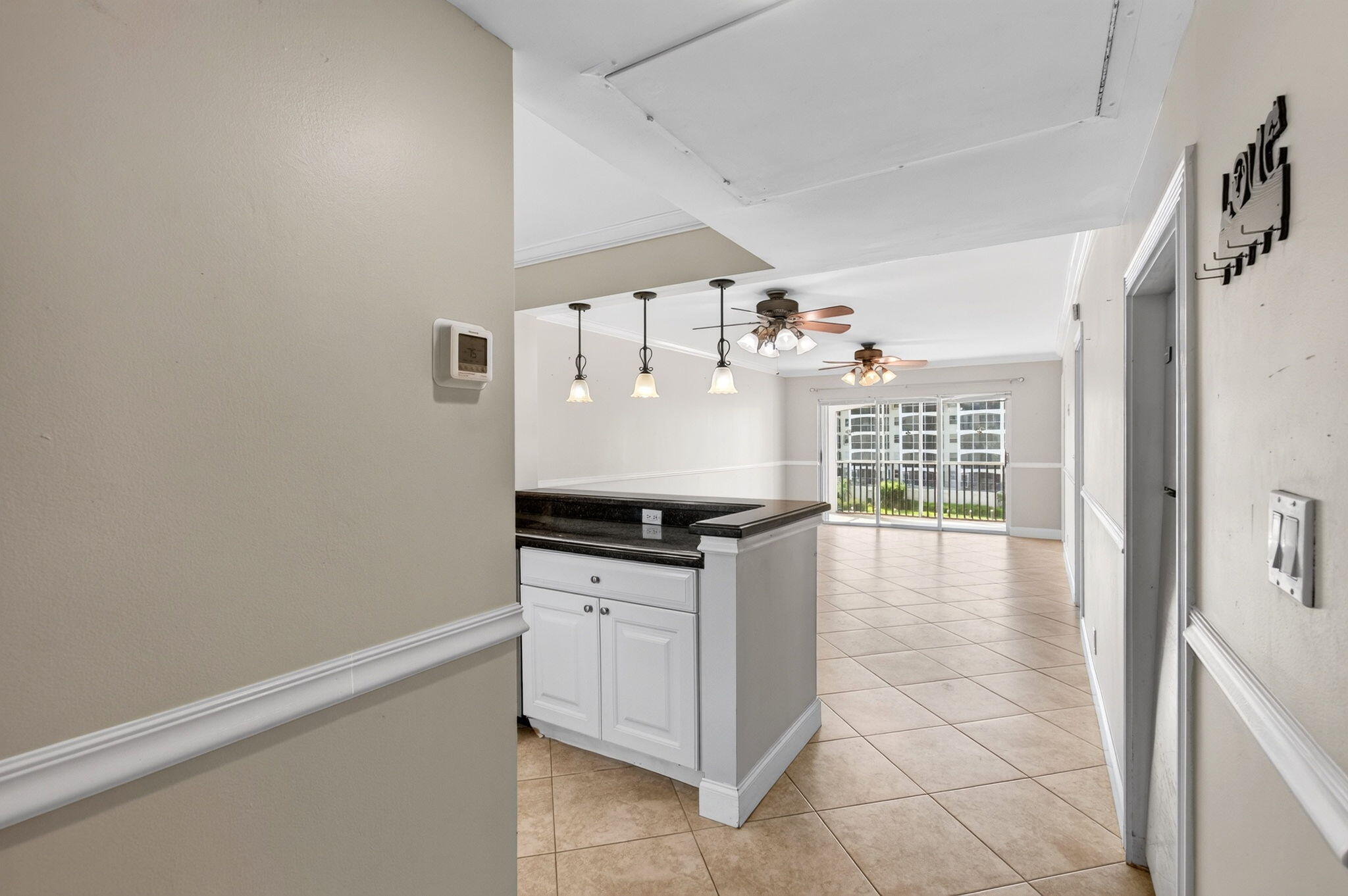 2871 N Ocean Boulevard N V345 Property Photo 4