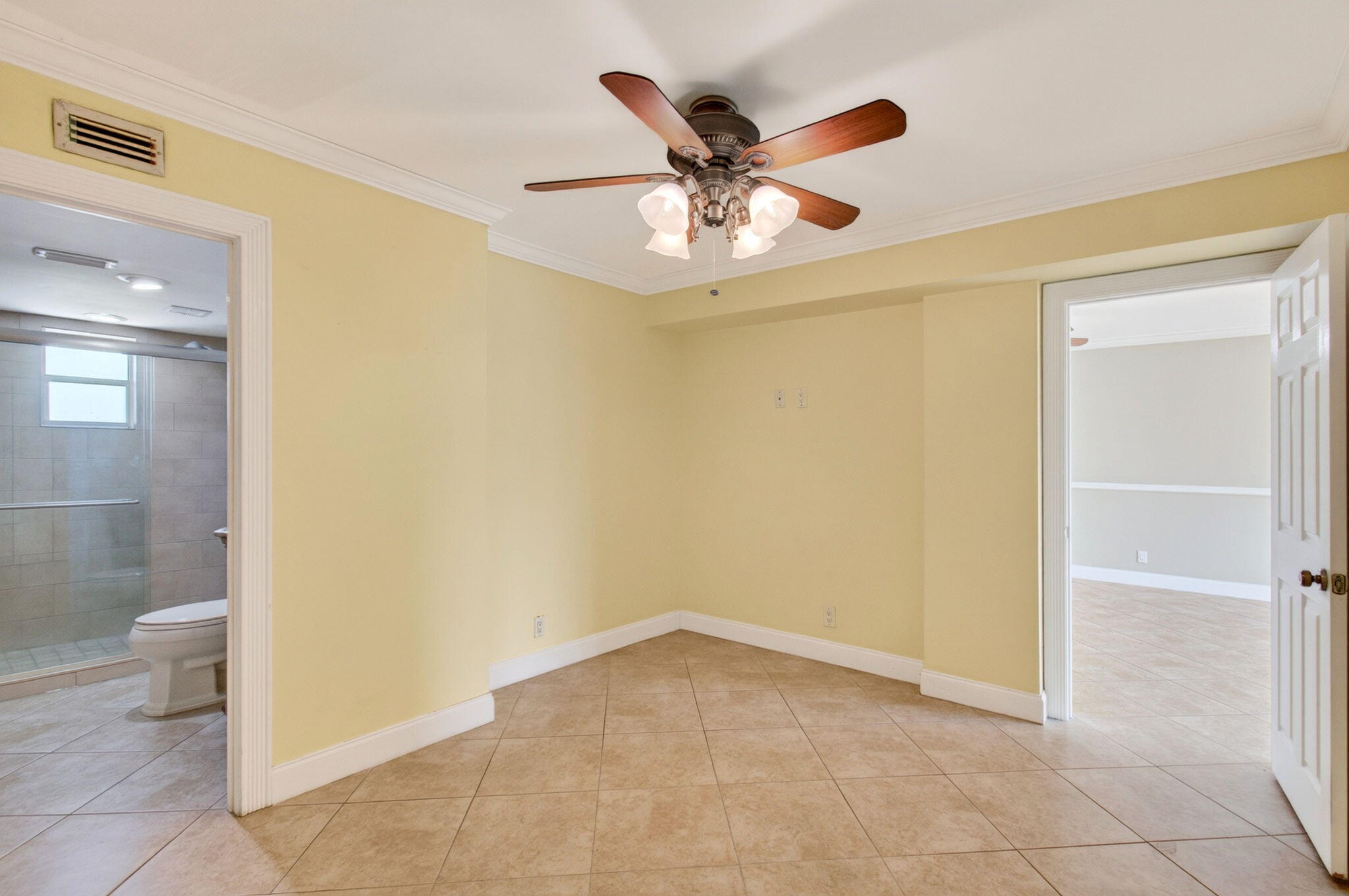 2871 N Ocean Boulevard N V345 Property Photo 29