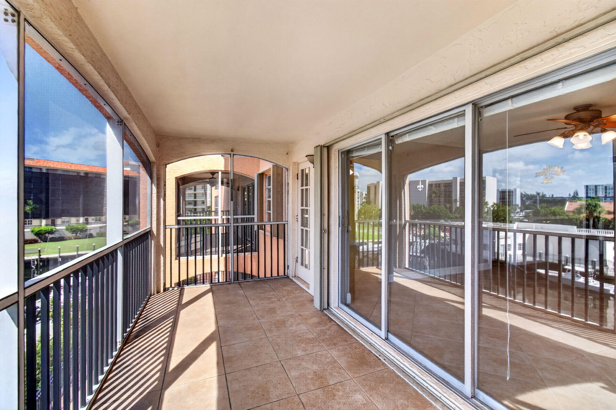 2871 N Ocean Boulevard N V345 Property Photo 38