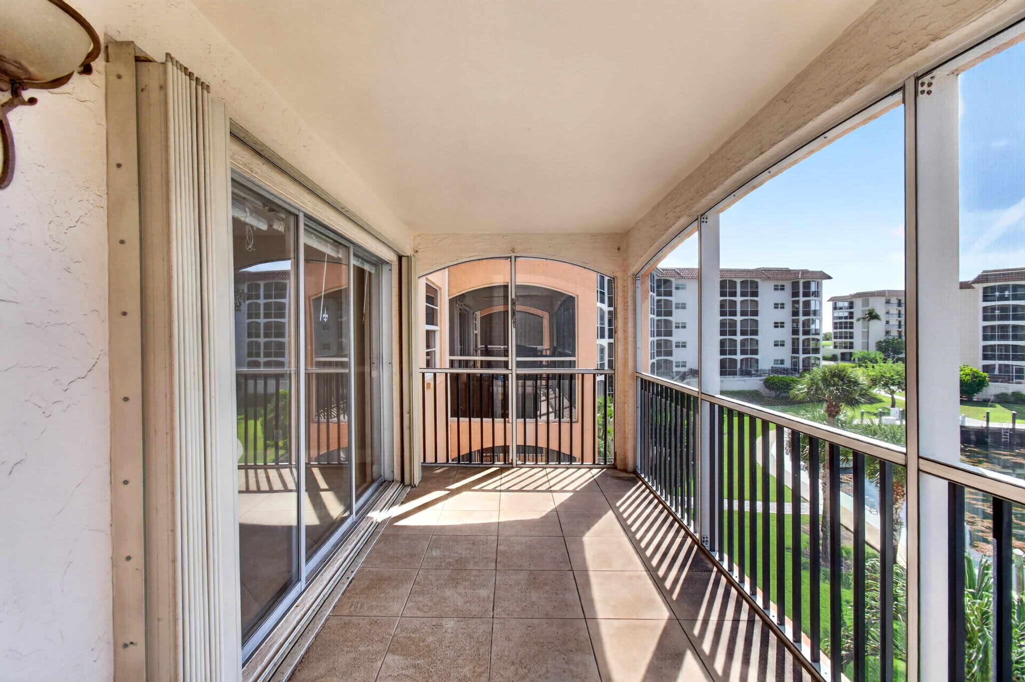 2871 N Ocean Boulevard N V345 Property Photo 39