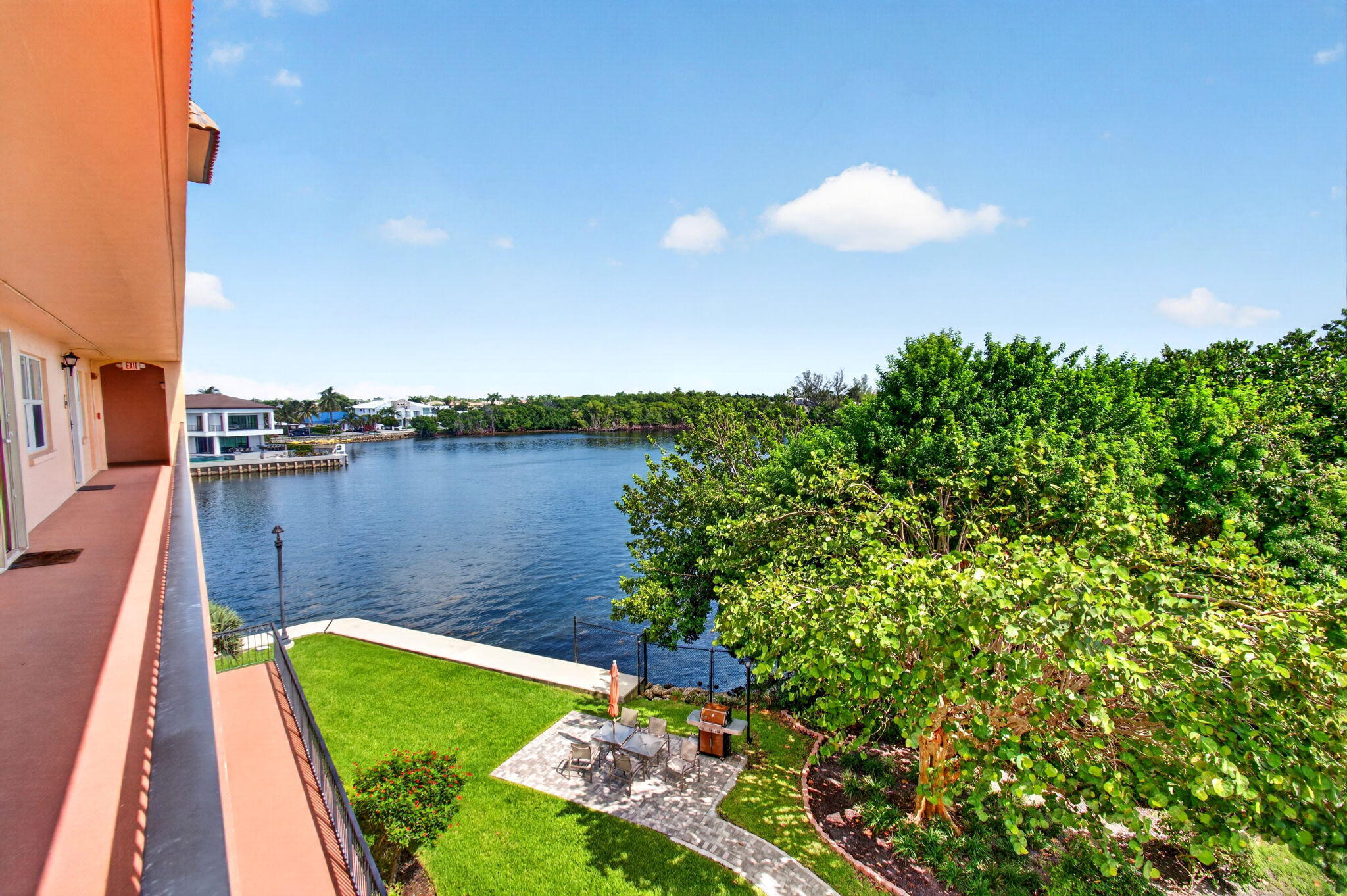 2871 N Ocean Boulevard N V345 Property Photo 74