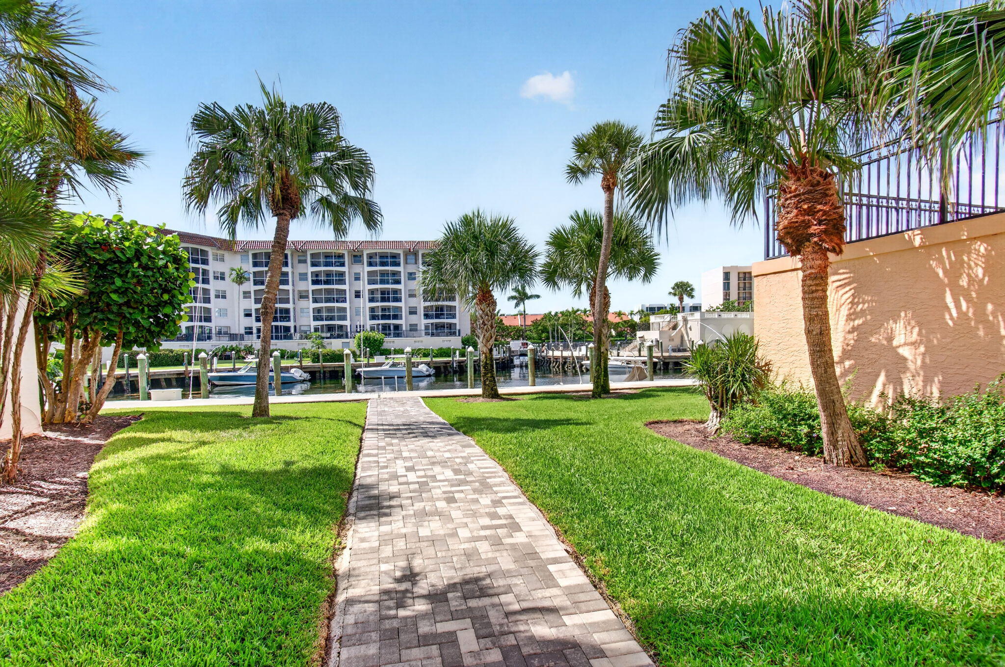 2871 N Ocean Boulevard N V345 Property Photo 79