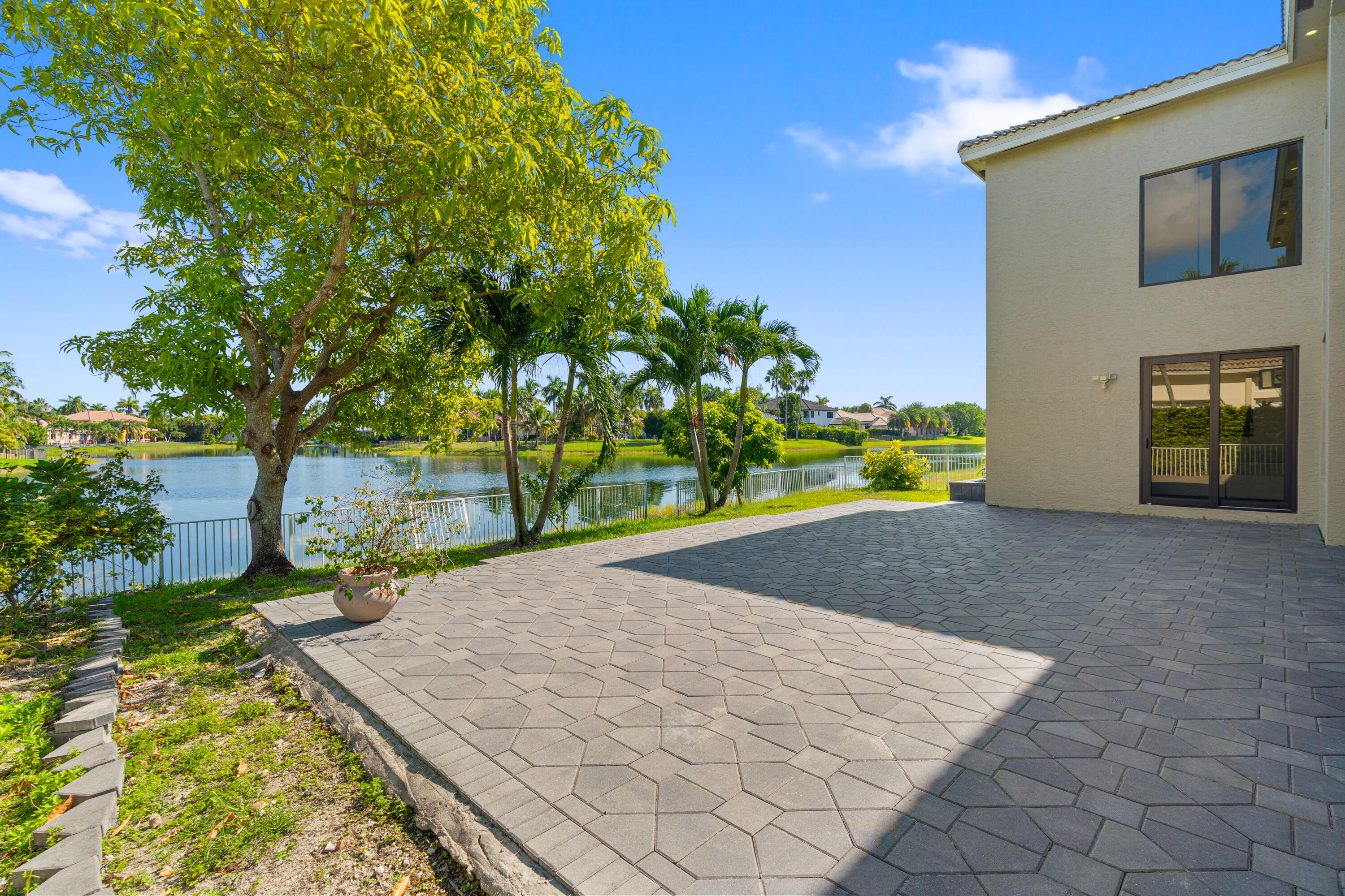 18581 Sw 44th Street Property Photo 64