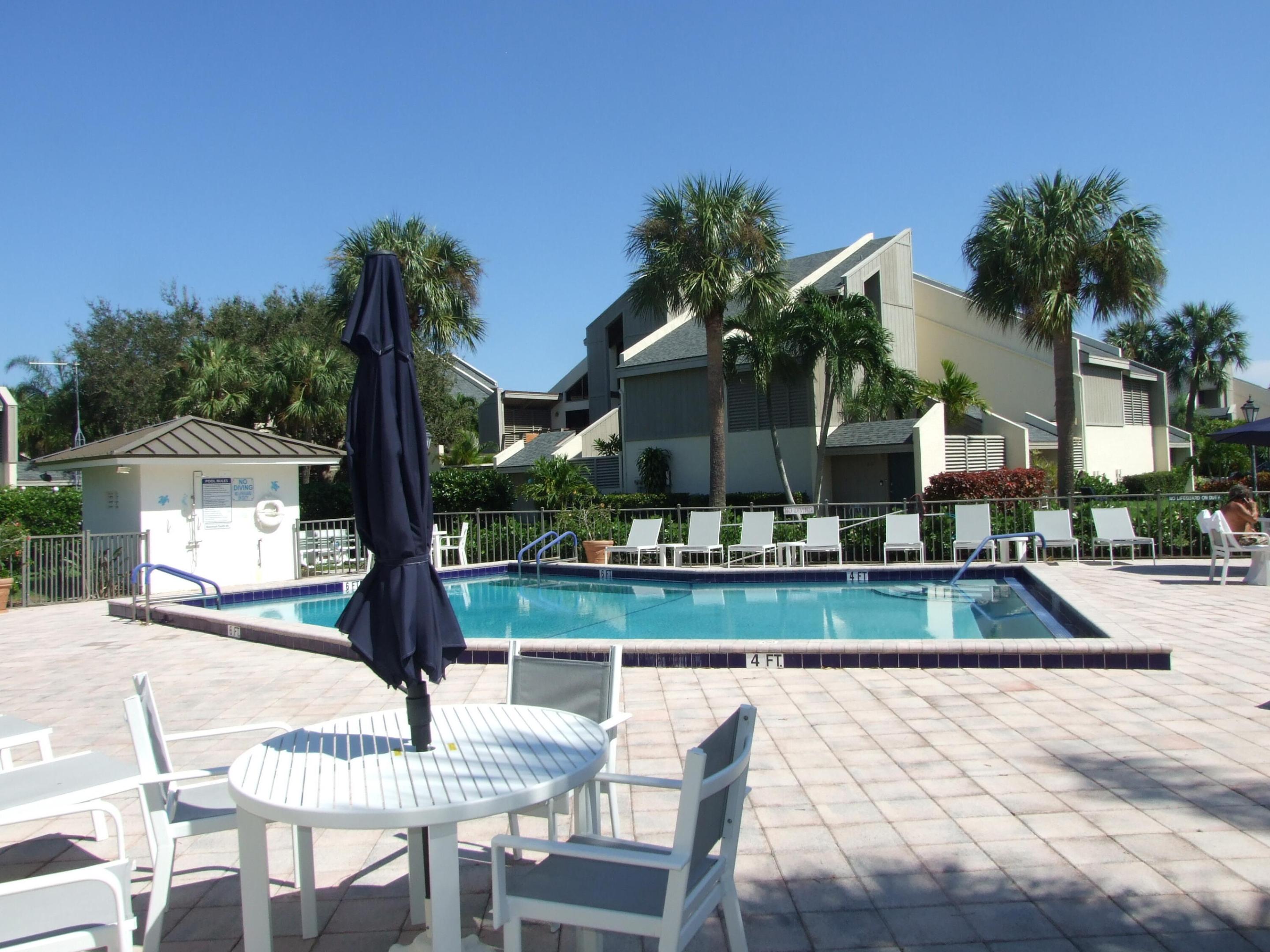 1605 Us-1 V4 203 Property Photo 3