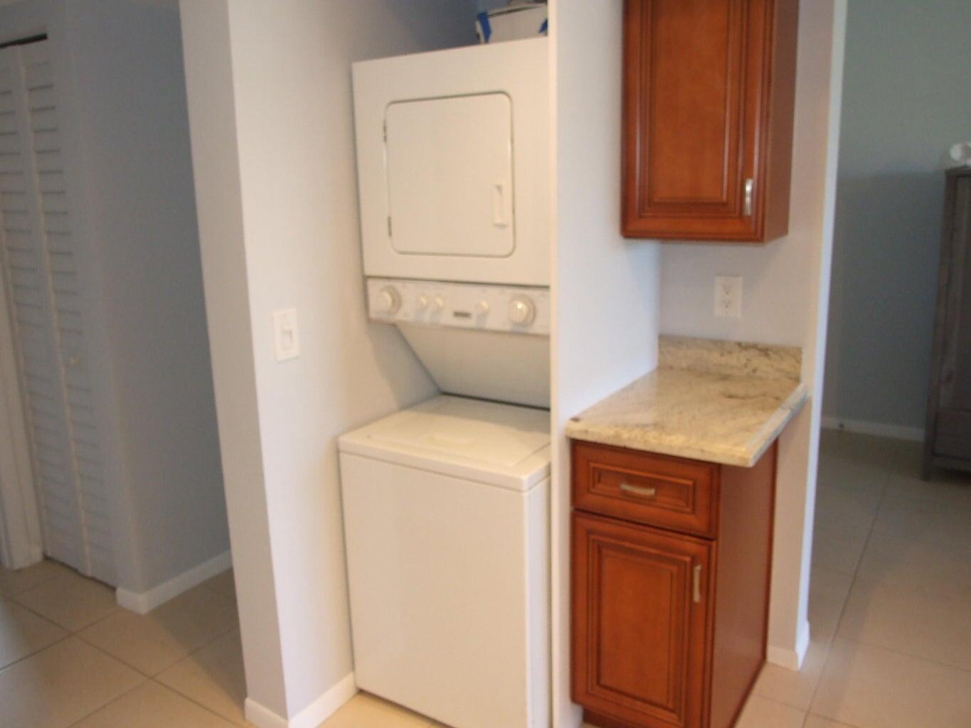 1605 Us-1 V4 203 Property Photo 10