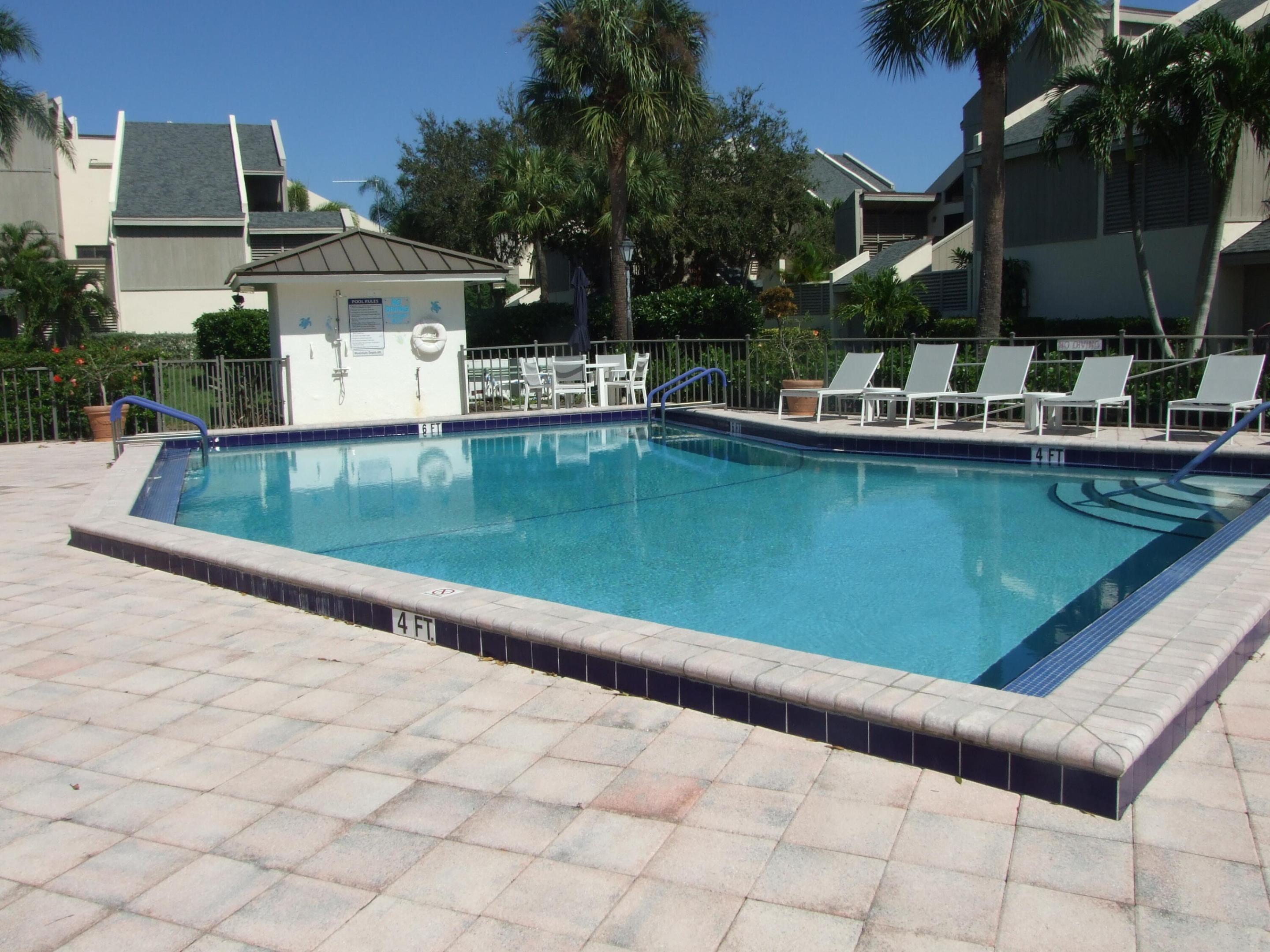 1605 Us-1 V4 203 Property Photo 25