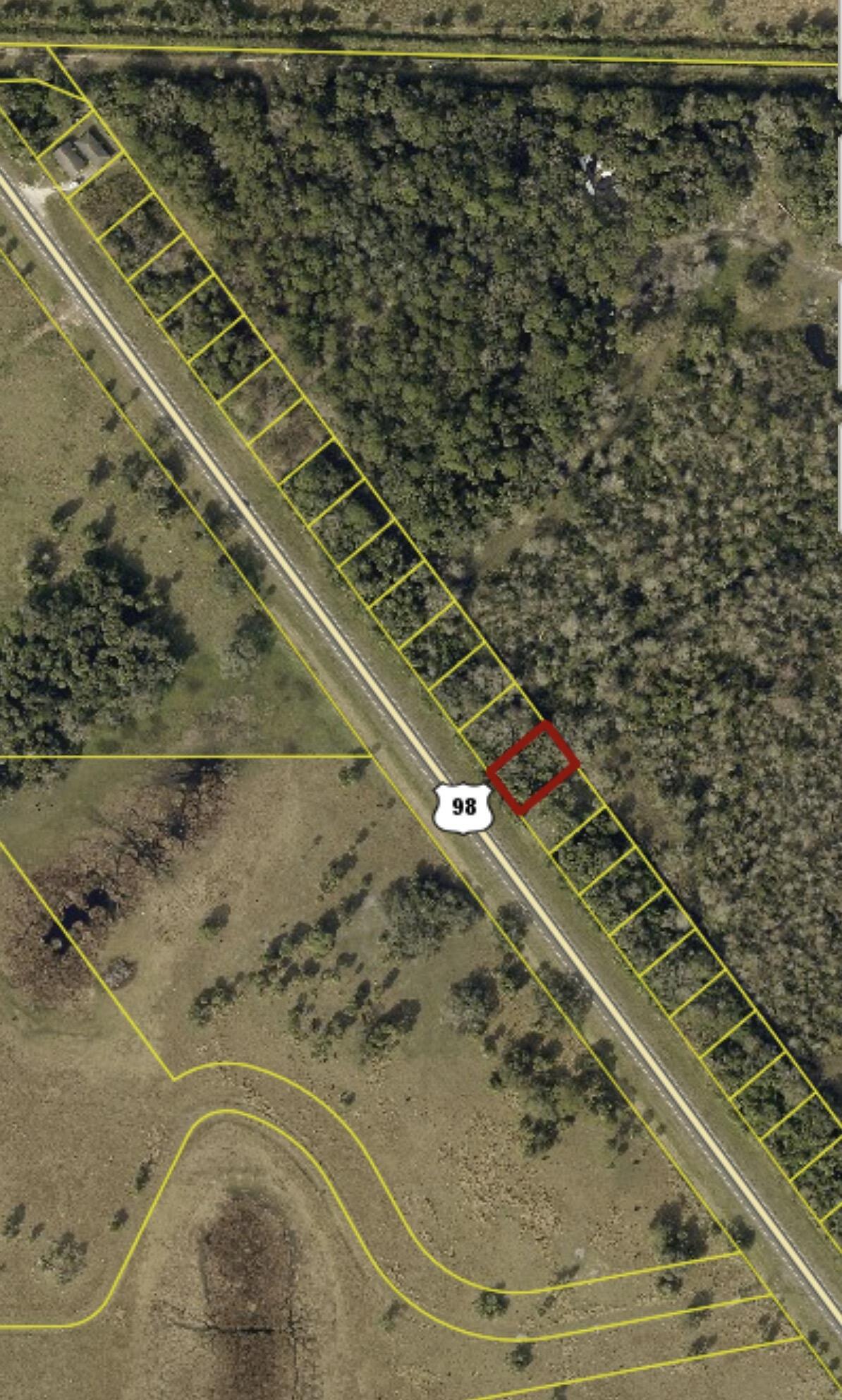 3690 Hwy 98 Property Photo 2