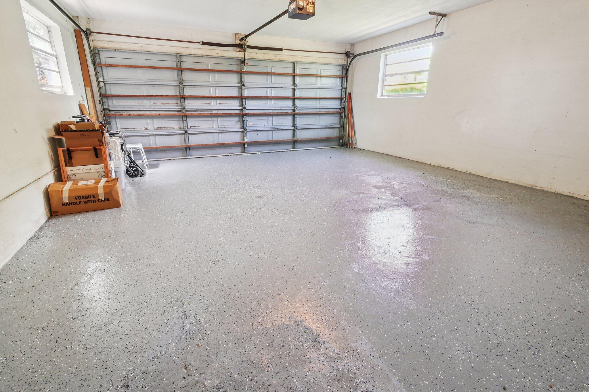 1916 Harbourview Drive Property Photo 39