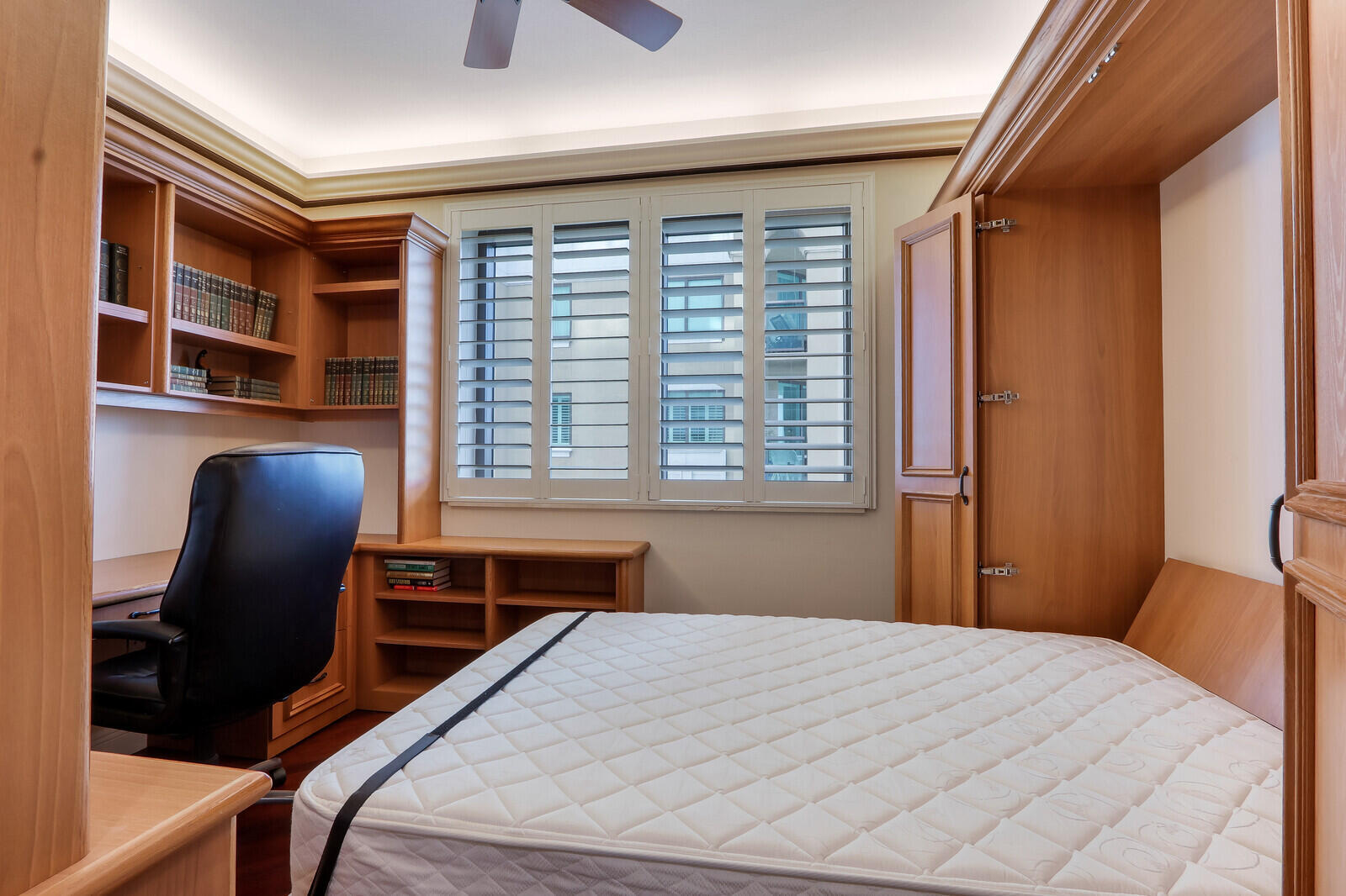 3630 Gardens Parkway 501c Property Photo 36
