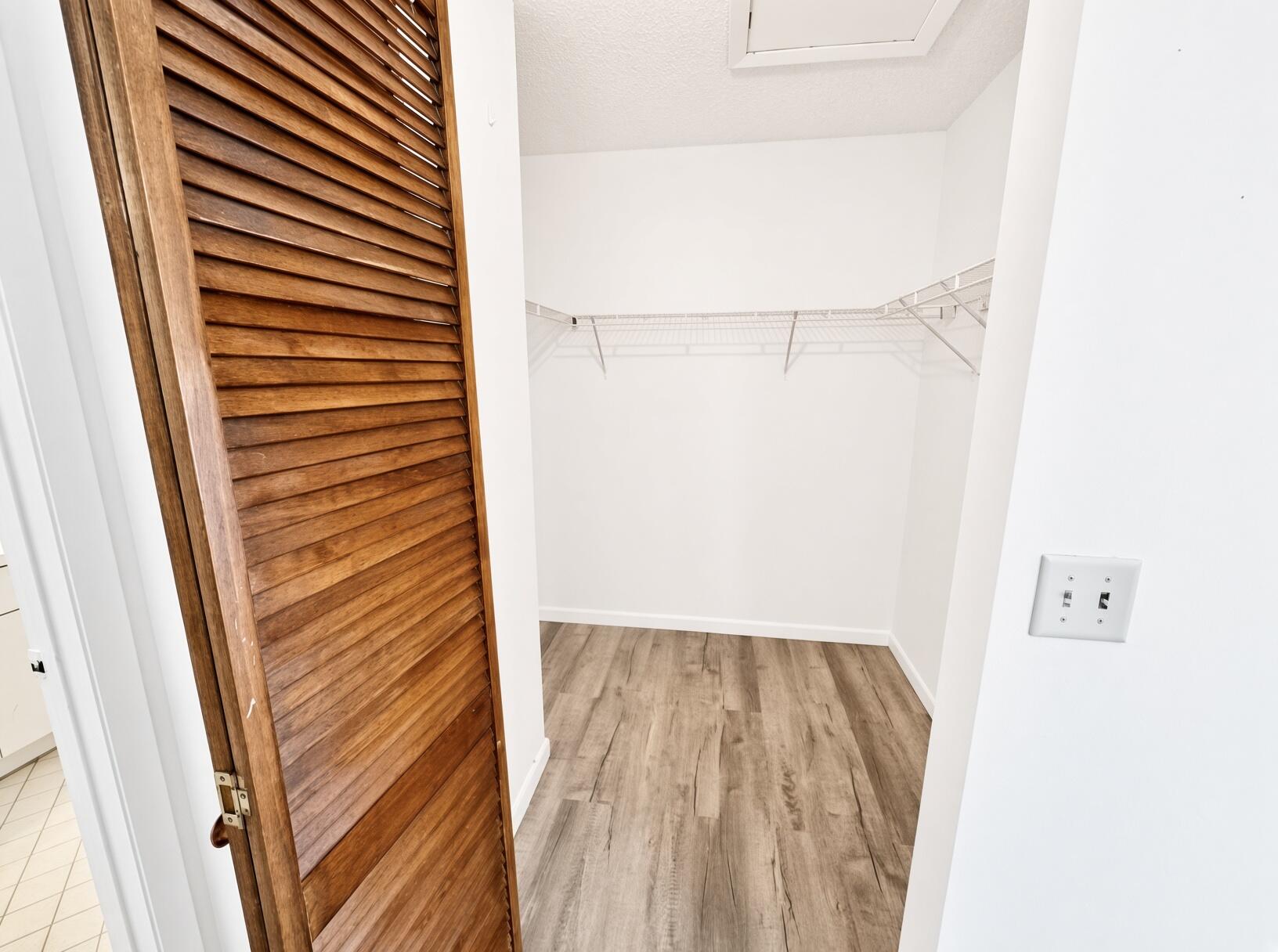 10160 Festival Way Property Photo 15