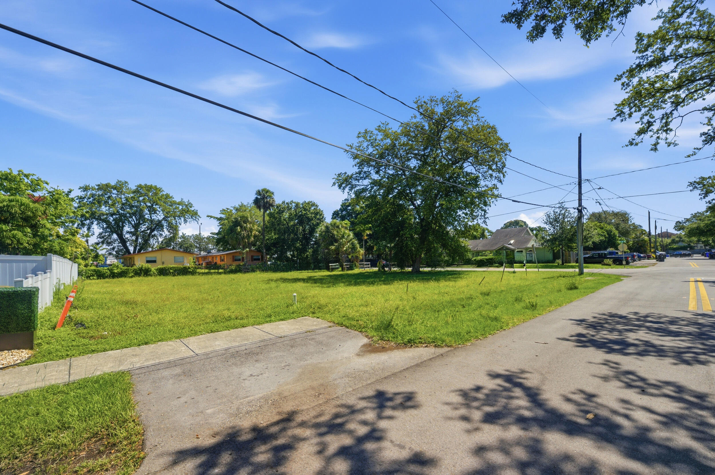 1801 Sw 21st Street Property Photo 1