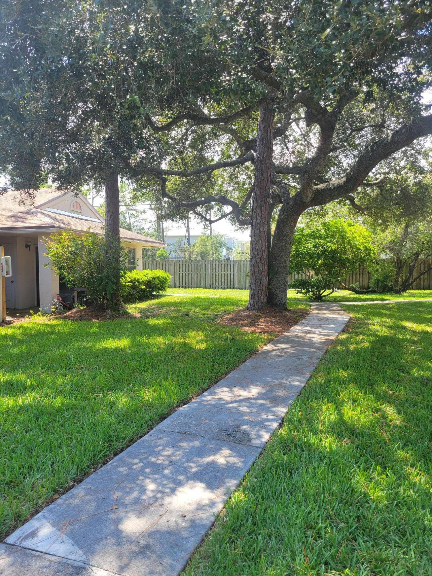 2837 Stoneway Lane D Property Photo 2