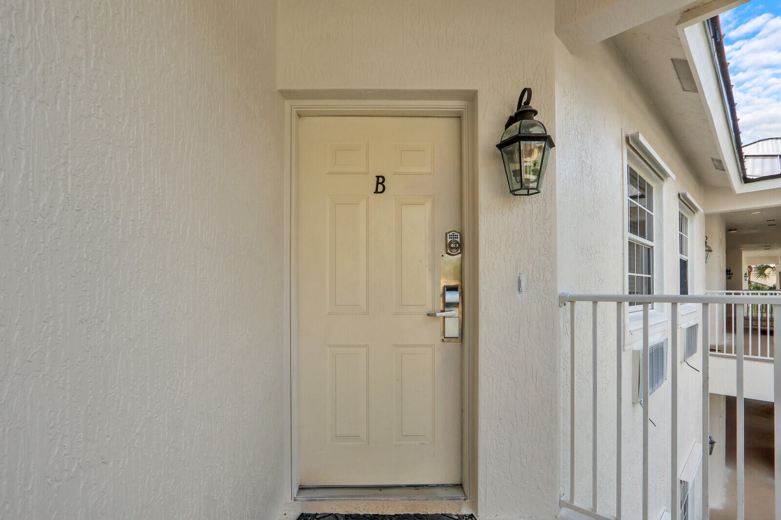 8034 Carnoustie Place B Property Photo 2