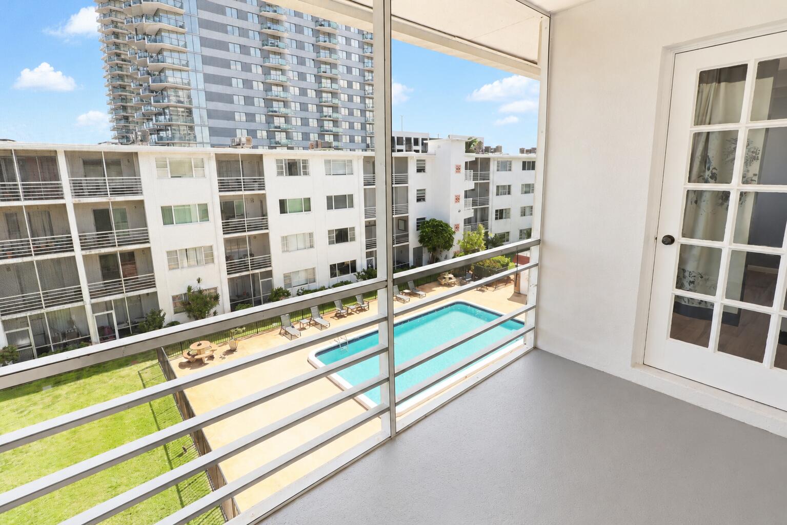 4500 N Flagler Drive B21 Property Photo 8