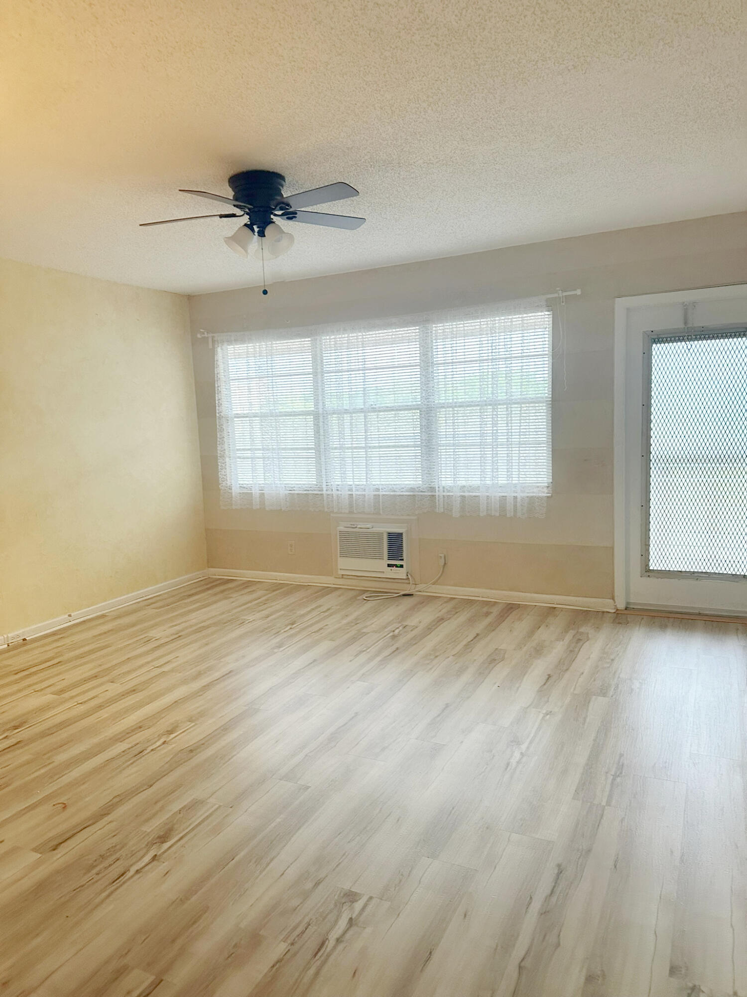 161 Ventnor J Drive 161 Property Photo 3