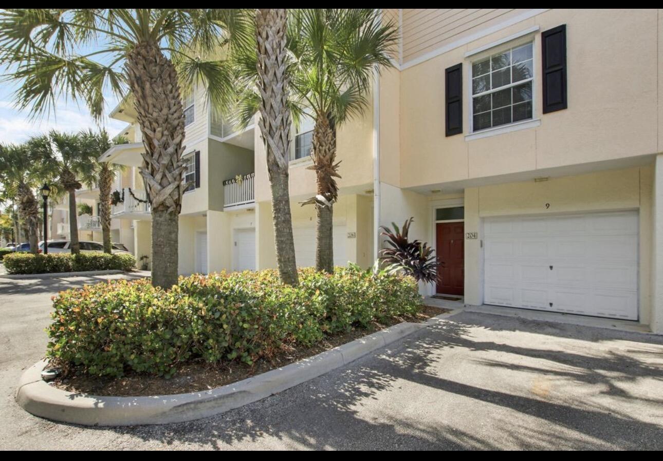 245 Murcia Drive 204 Property Photo 2