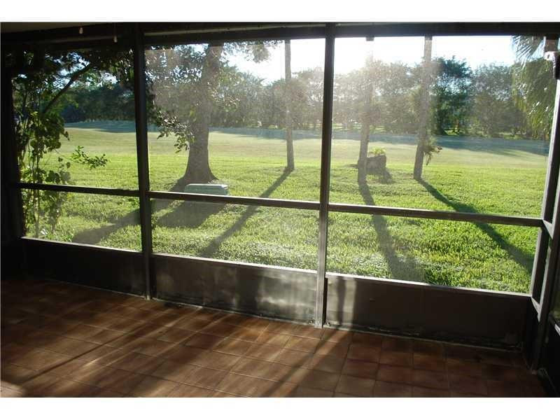 6557 Nw 99th Avenue Property Photo 8