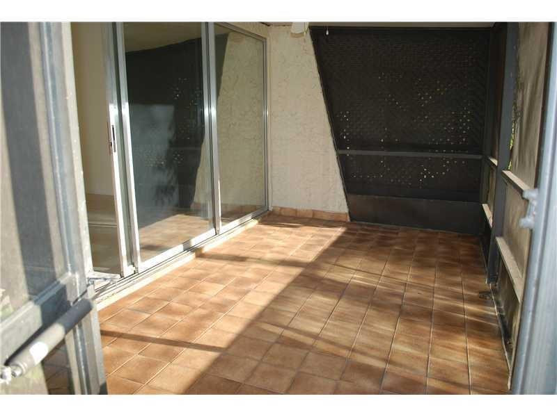 6557 Nw 99th Avenue Property Photo 9
