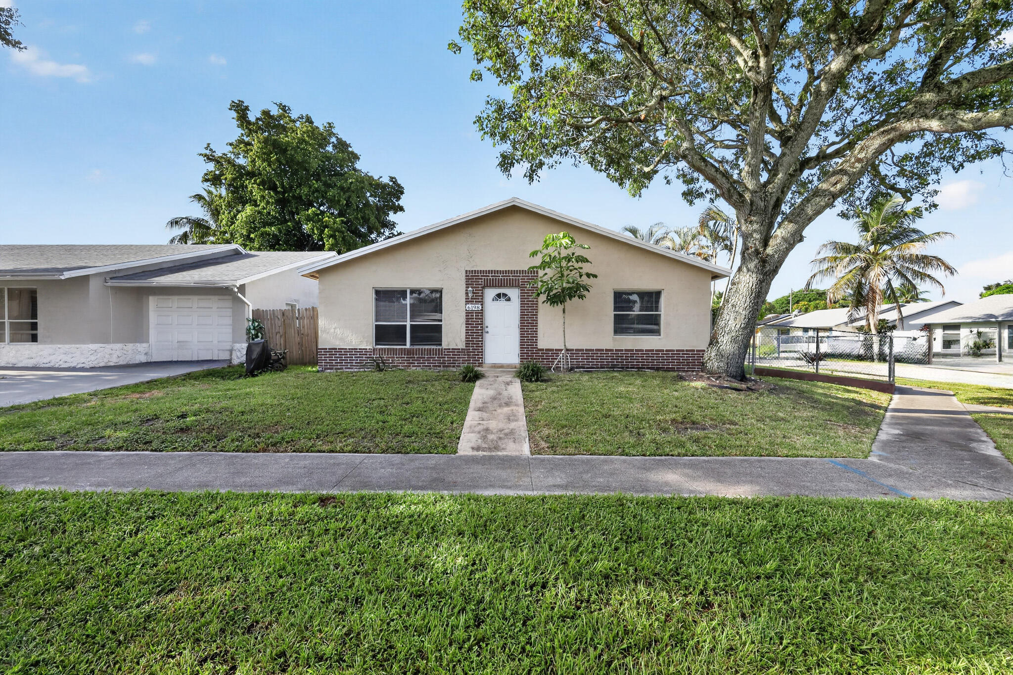 6198 Arcade Court Property Photo 1
