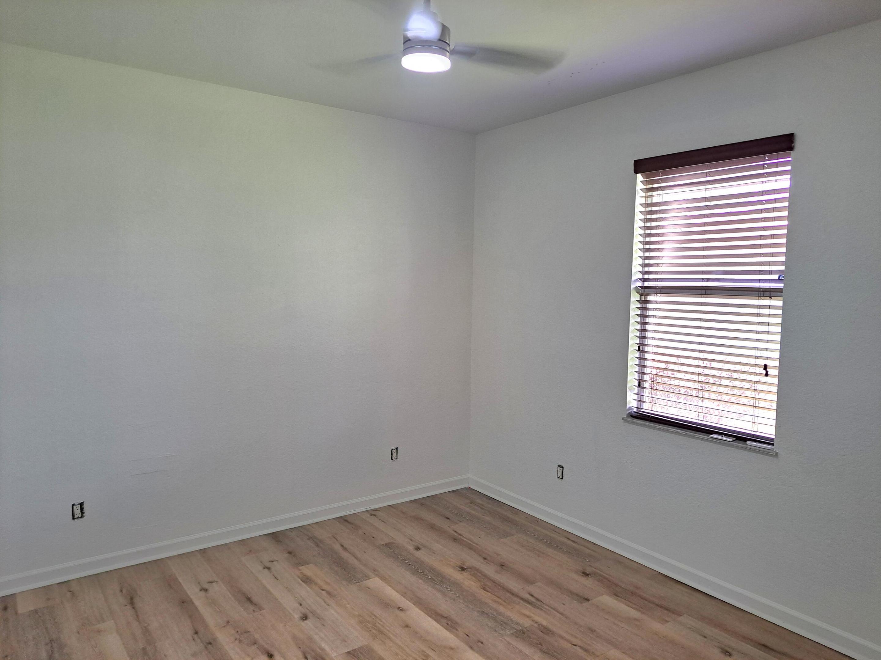 2262 Se Glover Street Property Photo 13