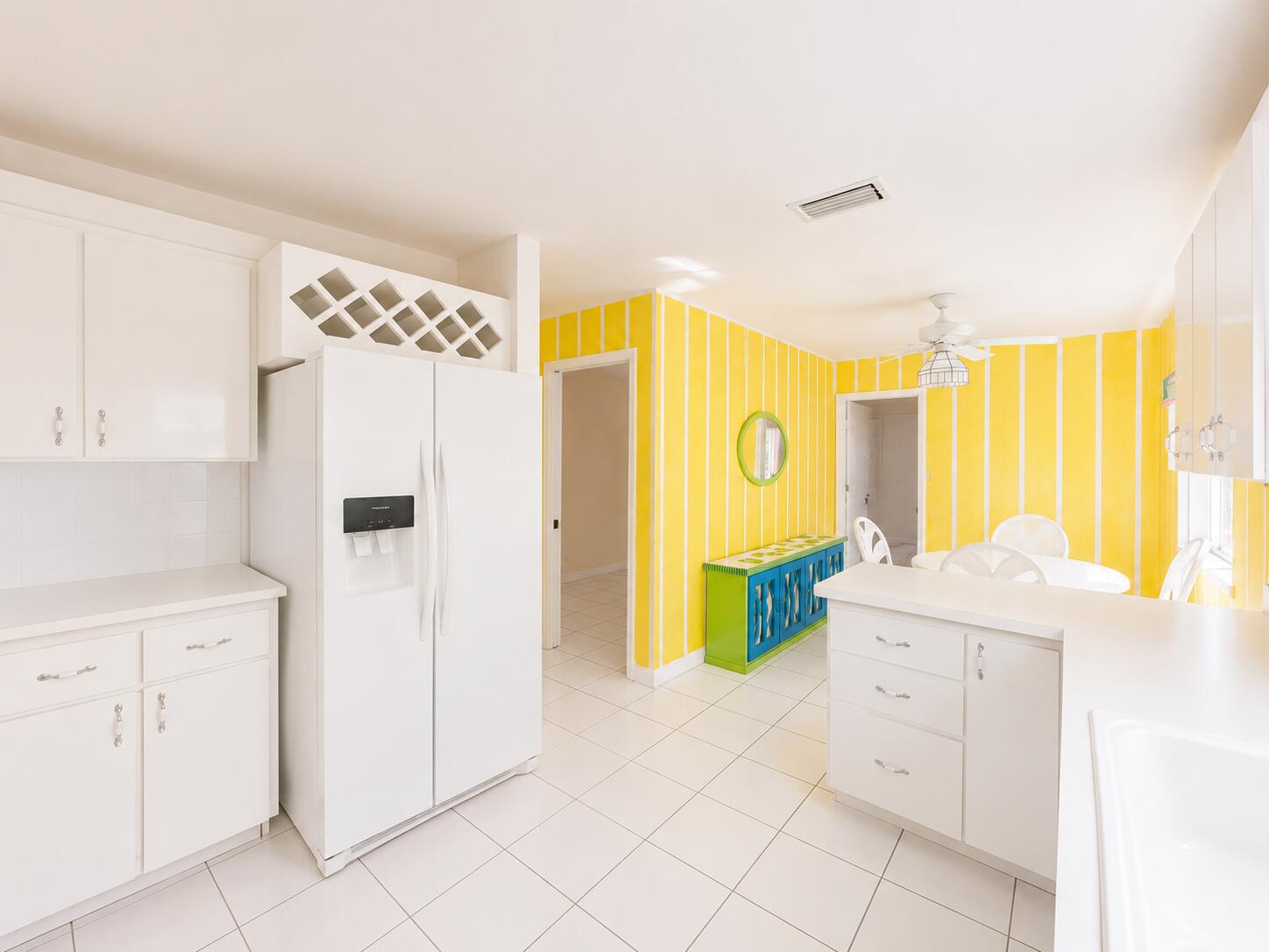 7758 Cloverfield Circle Property Photo 17