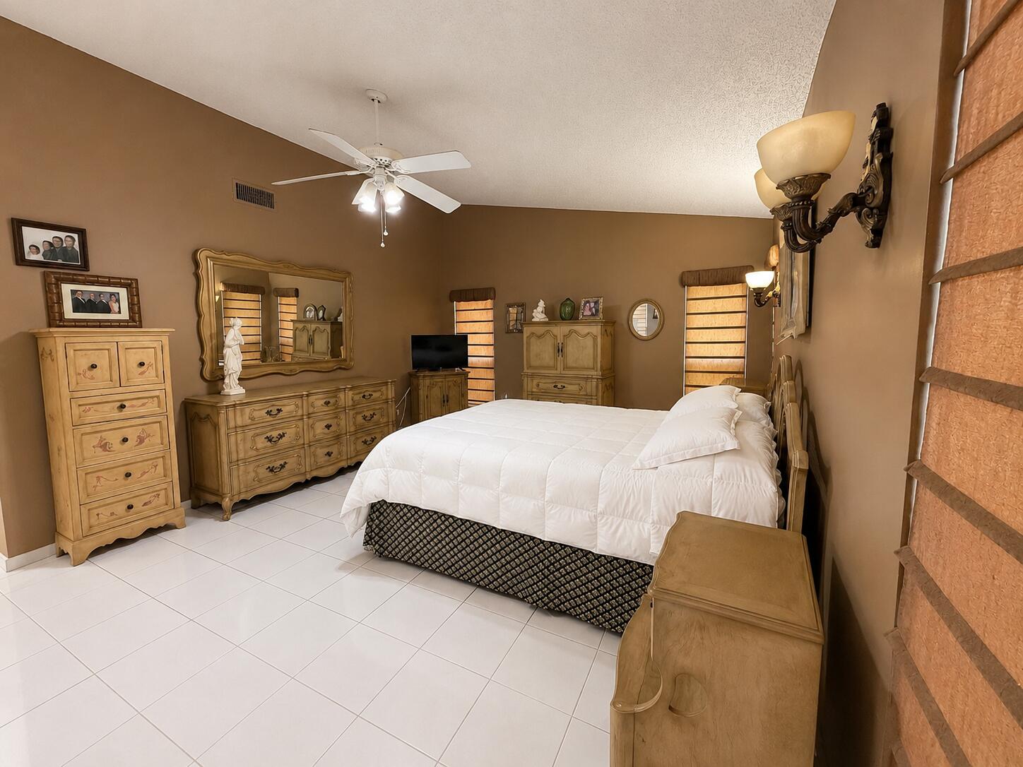 7758 Cloverfield Circle Property Photo 22