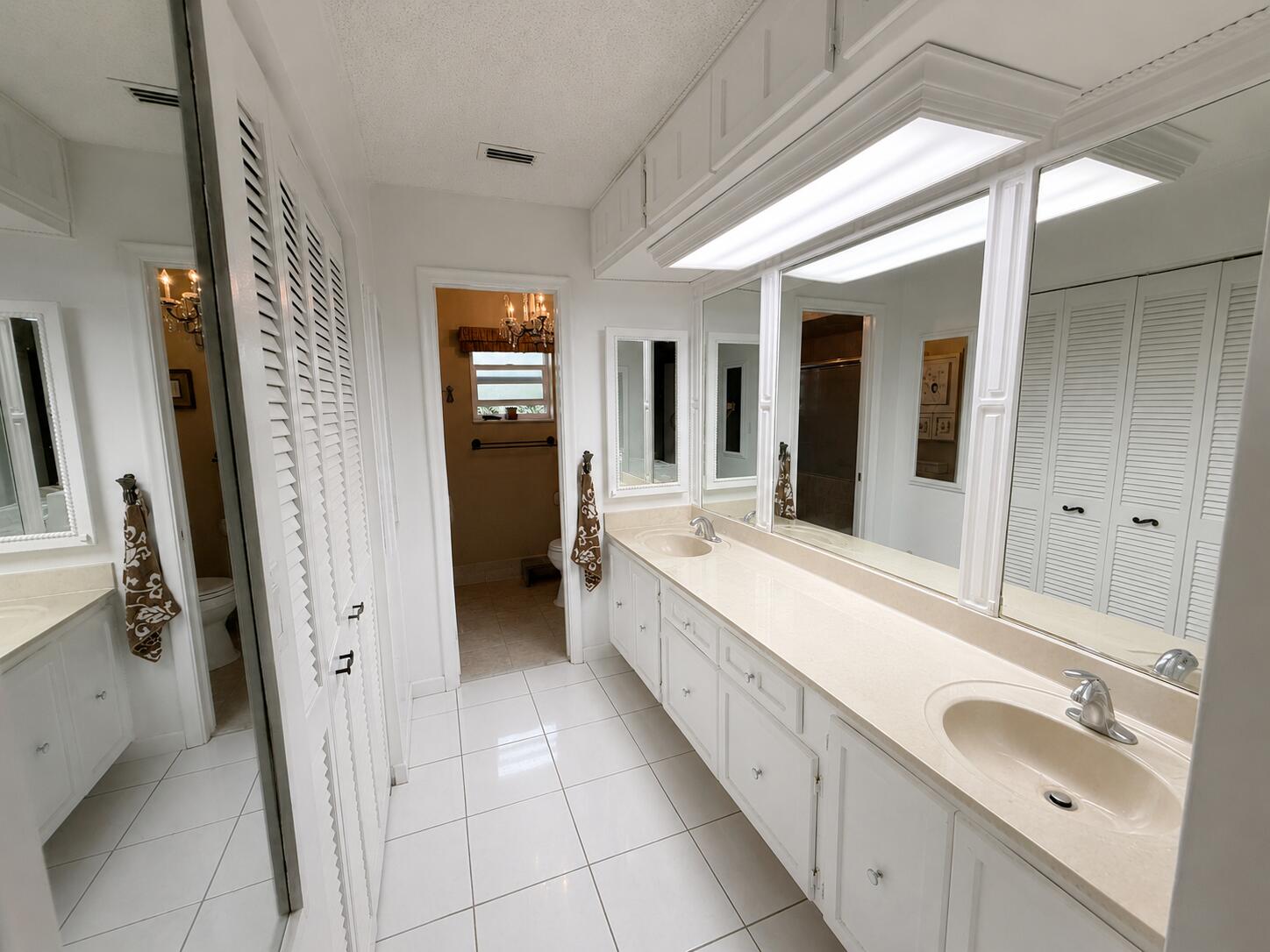 7758 Cloverfield Circle Property Photo 24