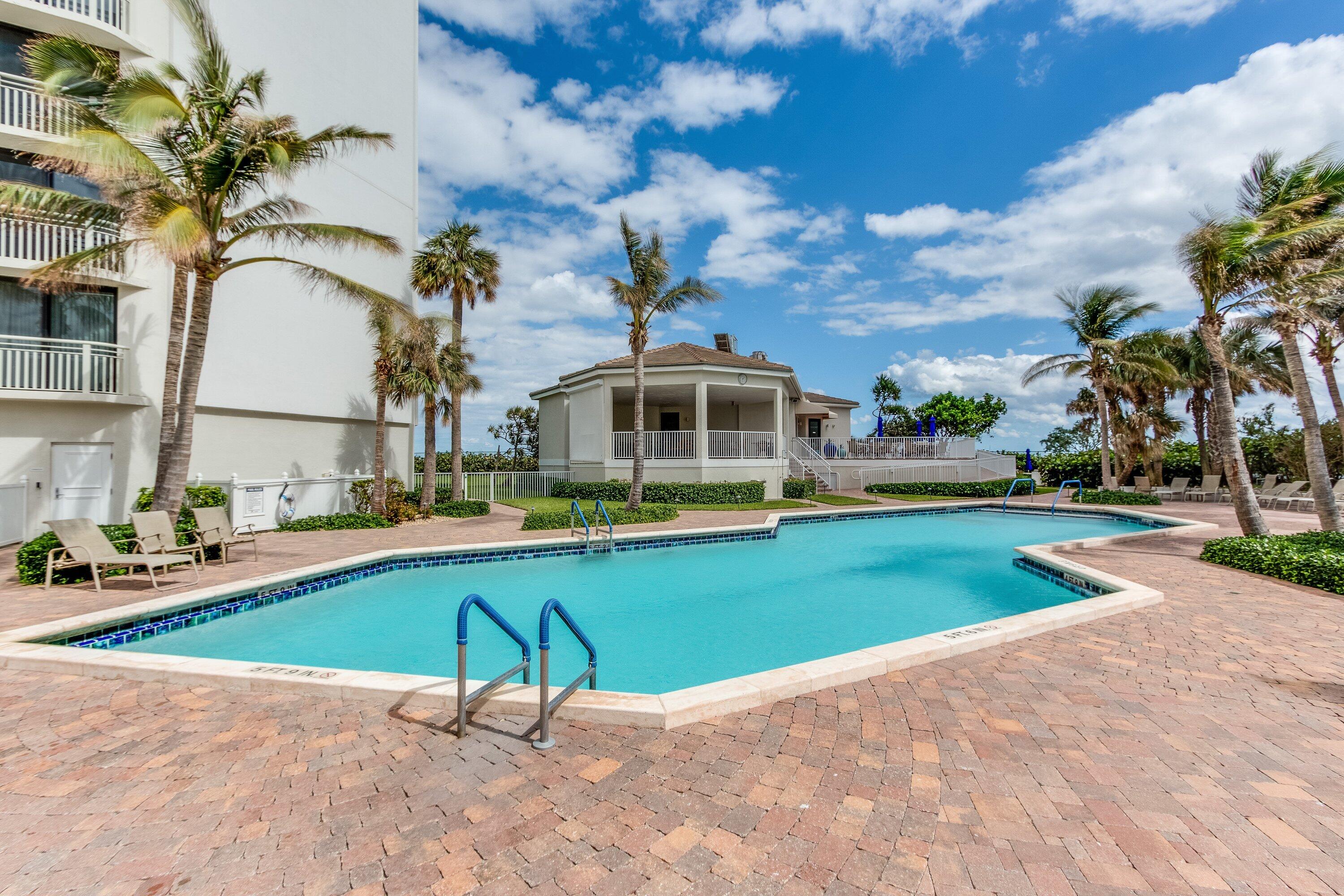 3000 N Ocean Drive 15c Property Photo 28