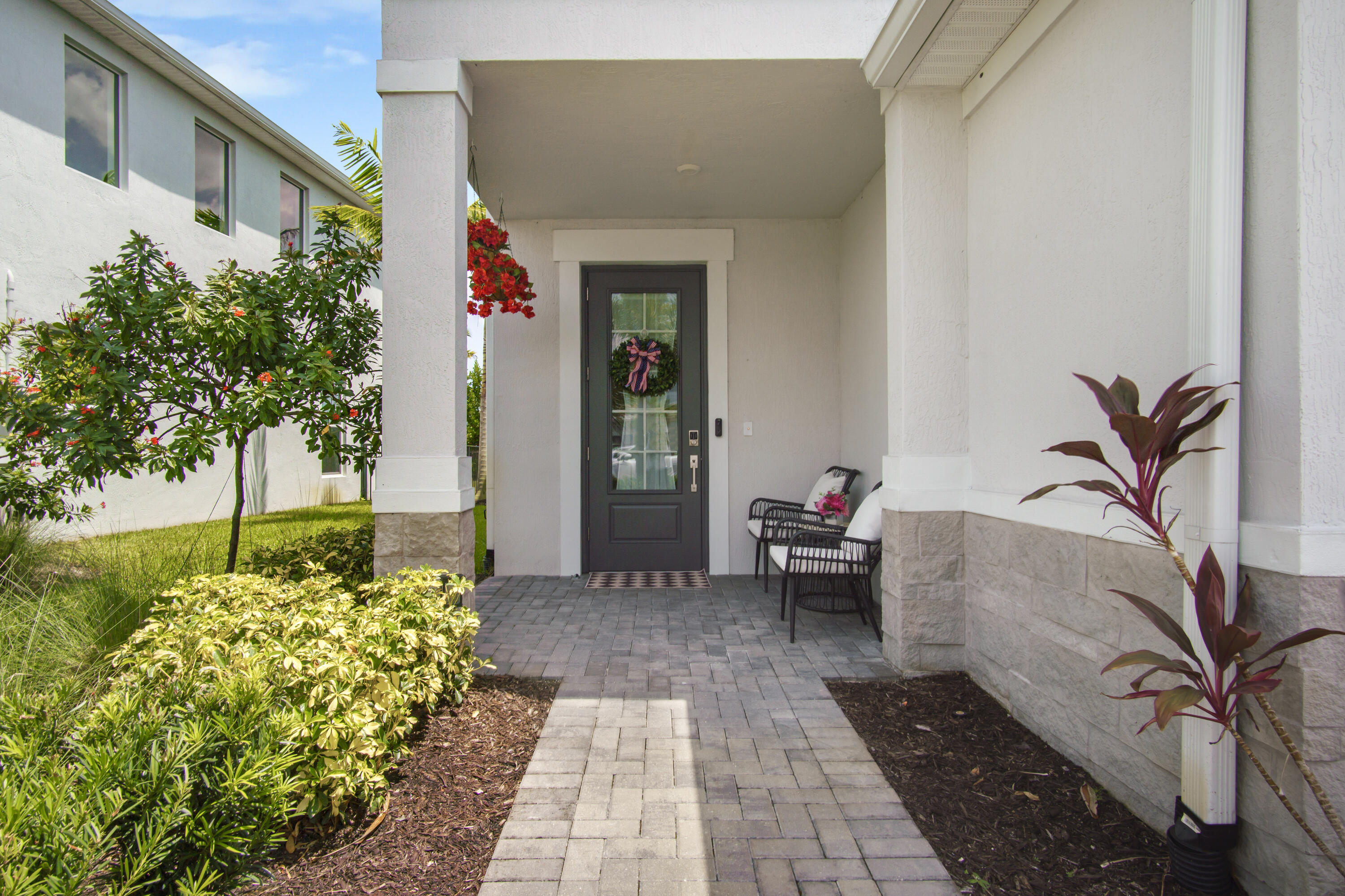 3521 Nw Solange Court Property Photo 3