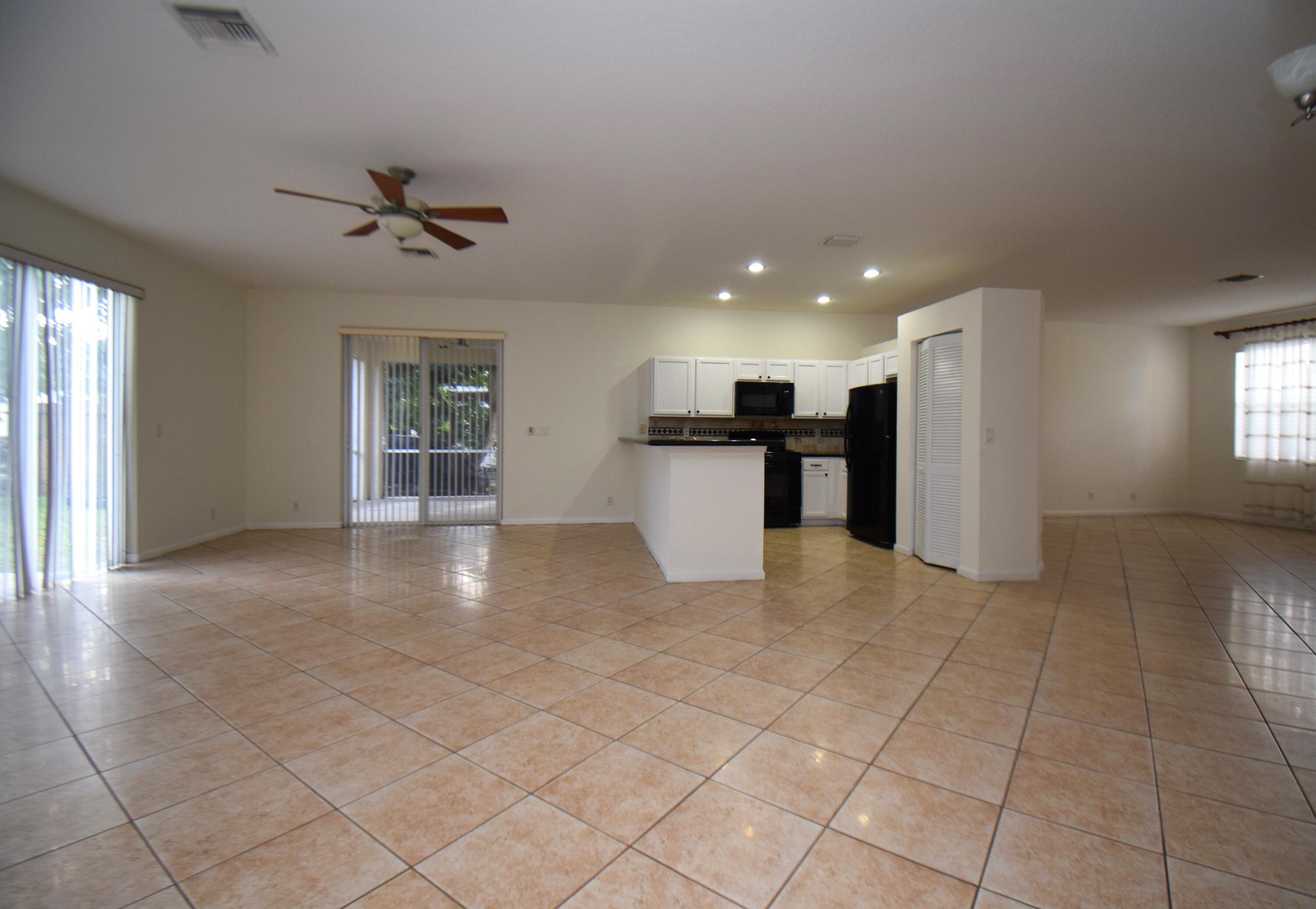 1338 Cape May Lane Property Photo 9