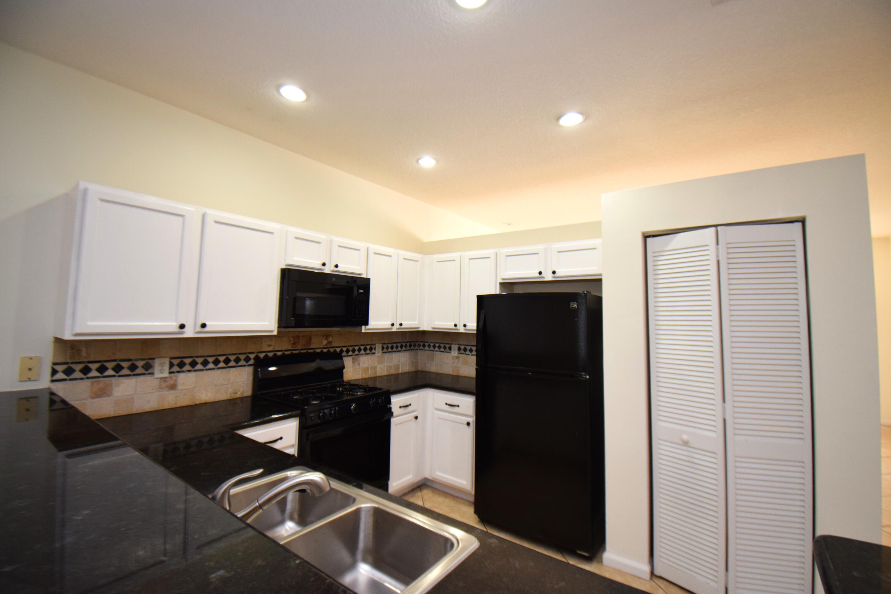 1338 Cape May Lane Property Photo 14