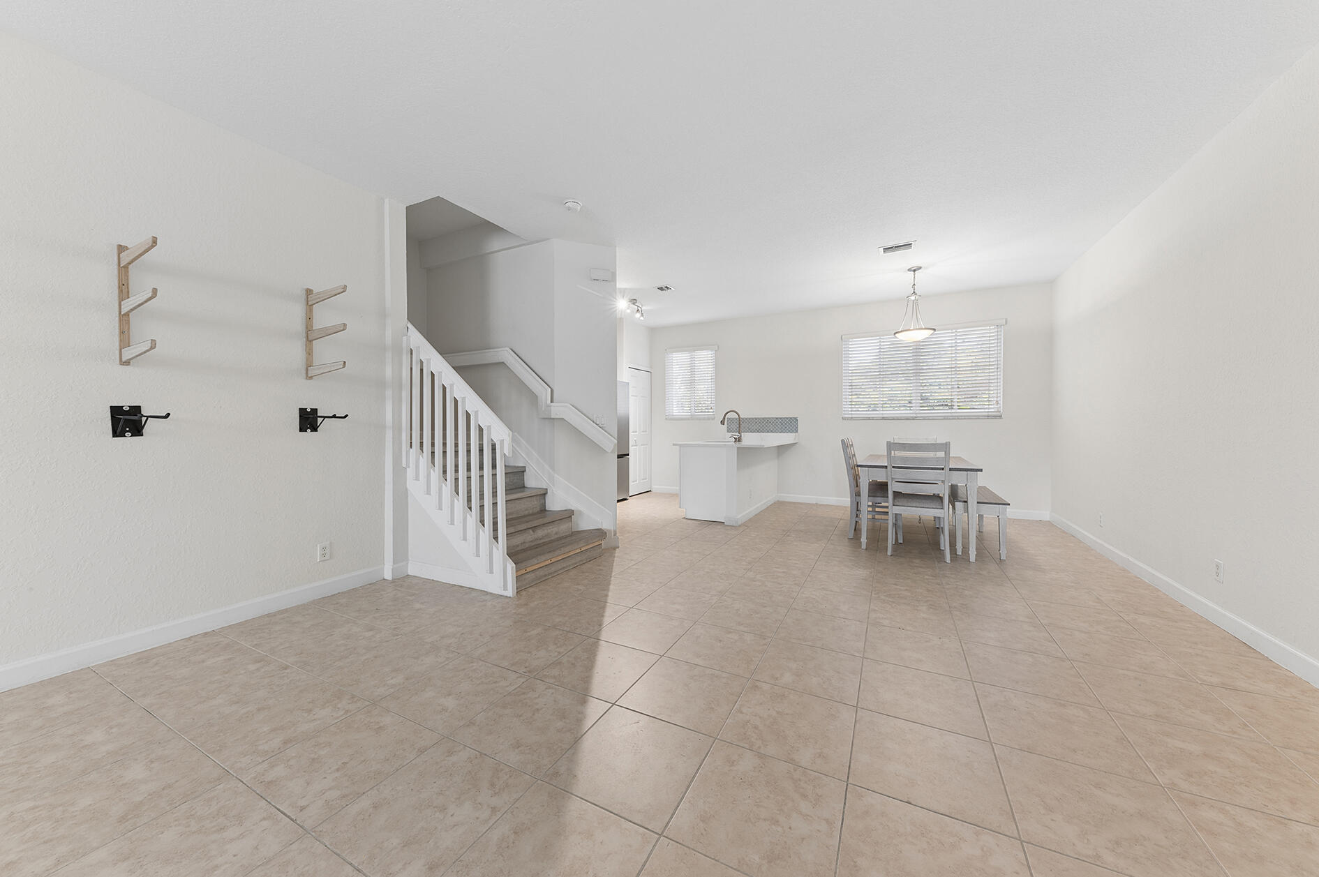 428 Bayfront Drive Property Photo 2